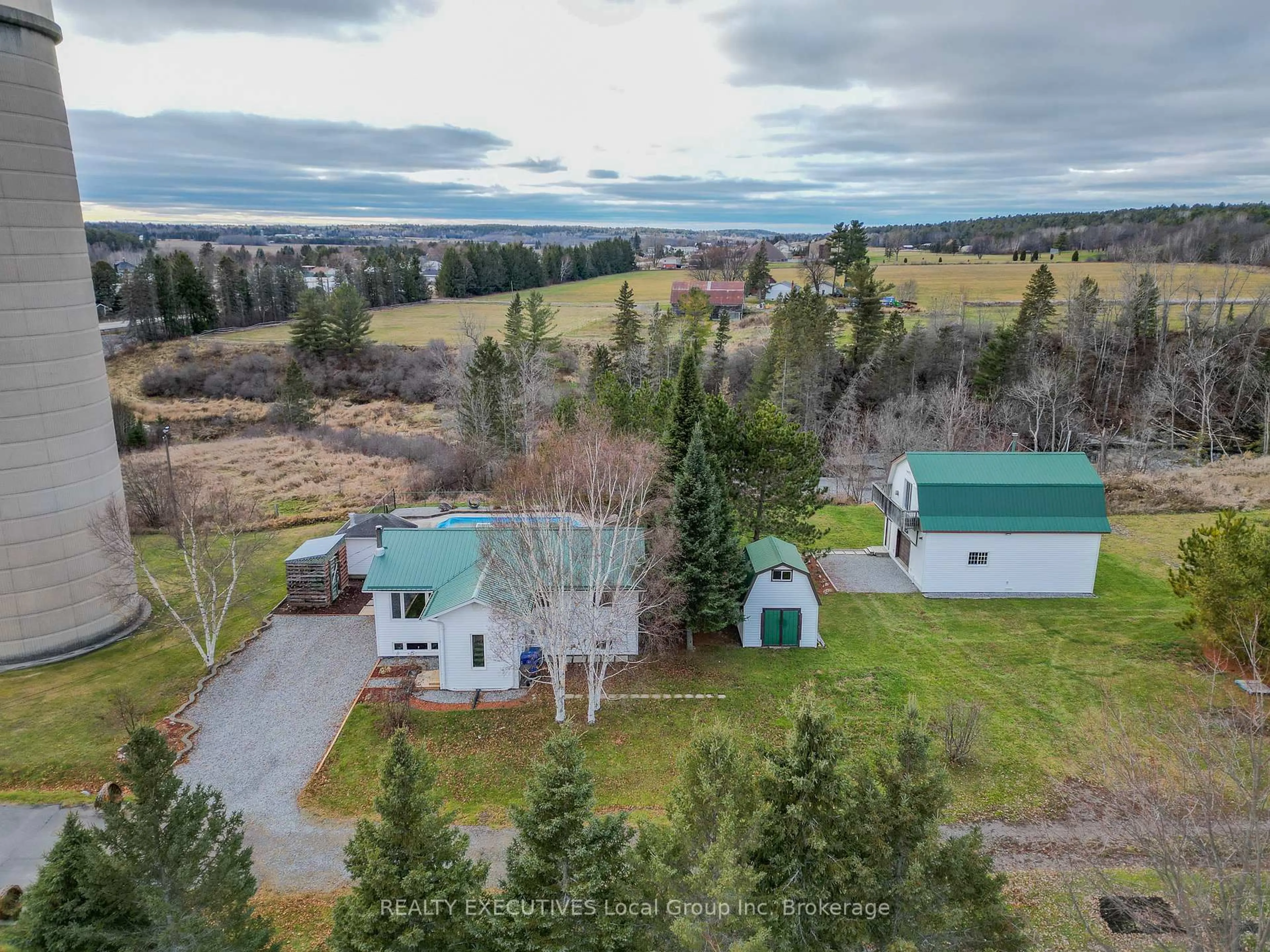 A pic from outside/outdoor area/front of a property/back of a property/a pic from drone, water/lake/river/ocean view for 33 Dubeau St, West Nipissing Ontario P0H 2M0