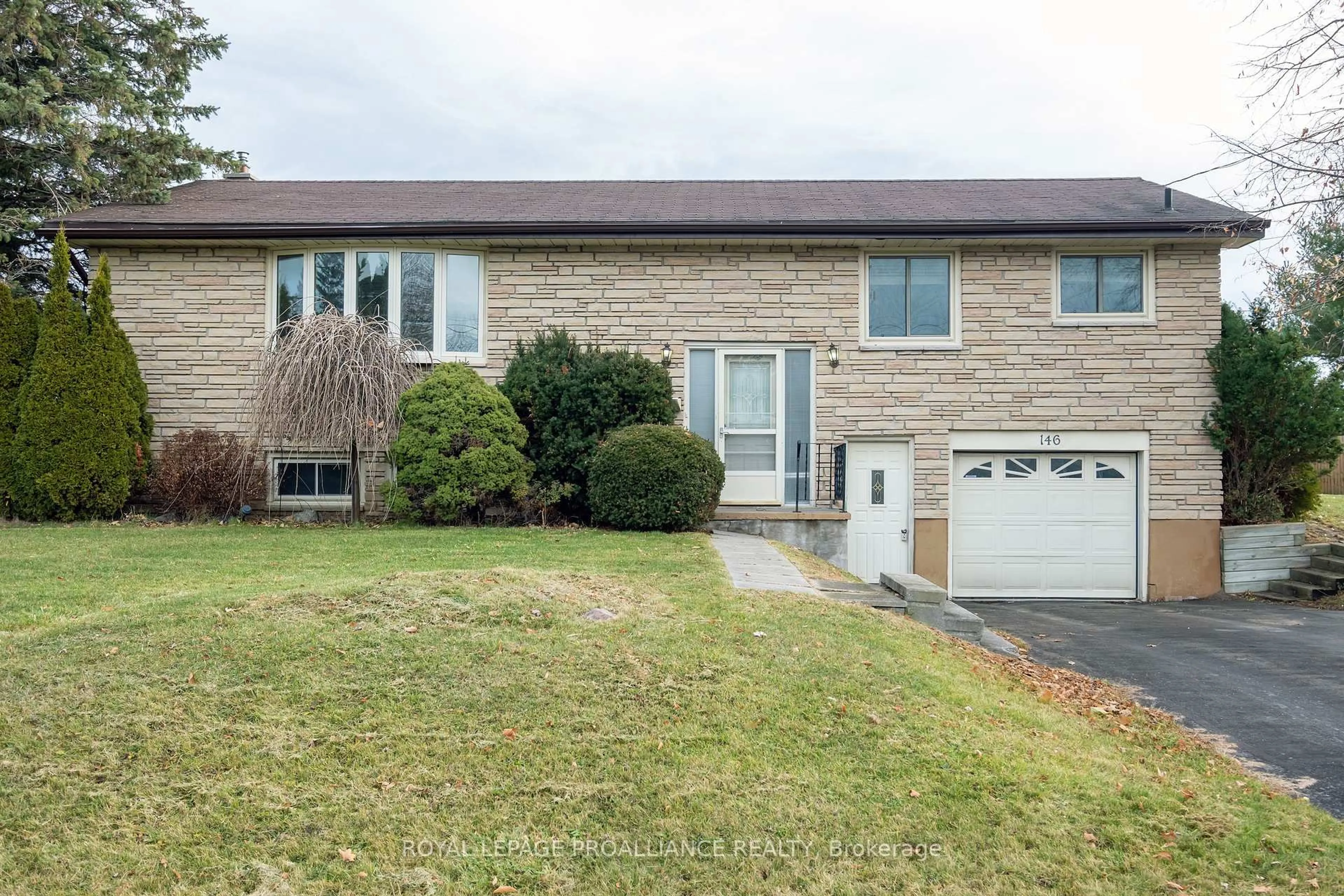 Home with brick exterior material, street for 146 Country Club Dr, Quinte West Ontario K8R 1B2