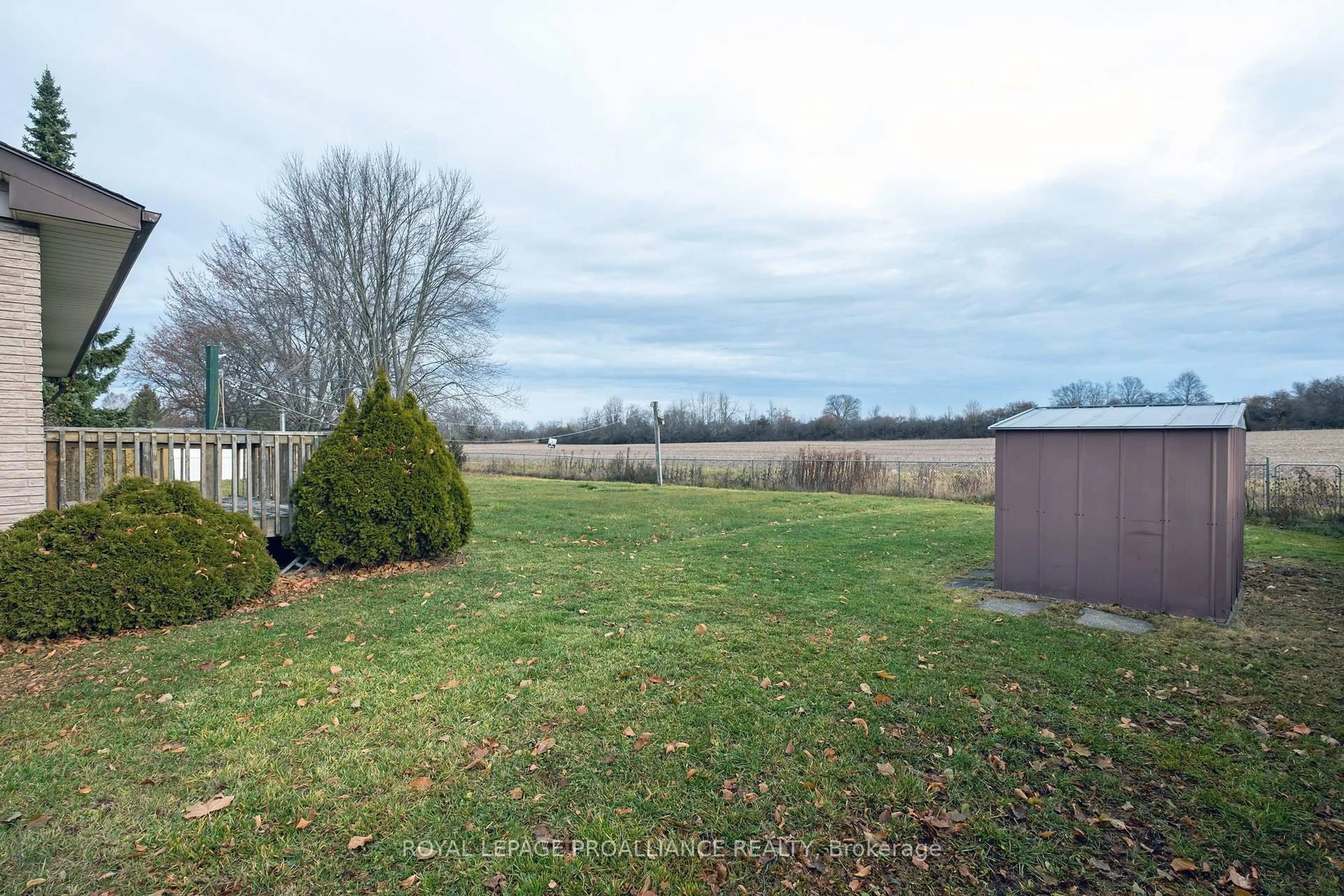 A pic from outside/outdoor area/front of a property/back of a property/a pic from drone, water/lake/river/ocean view for 146 Country Club Dr, Quinte West Ontario K8R 1B2