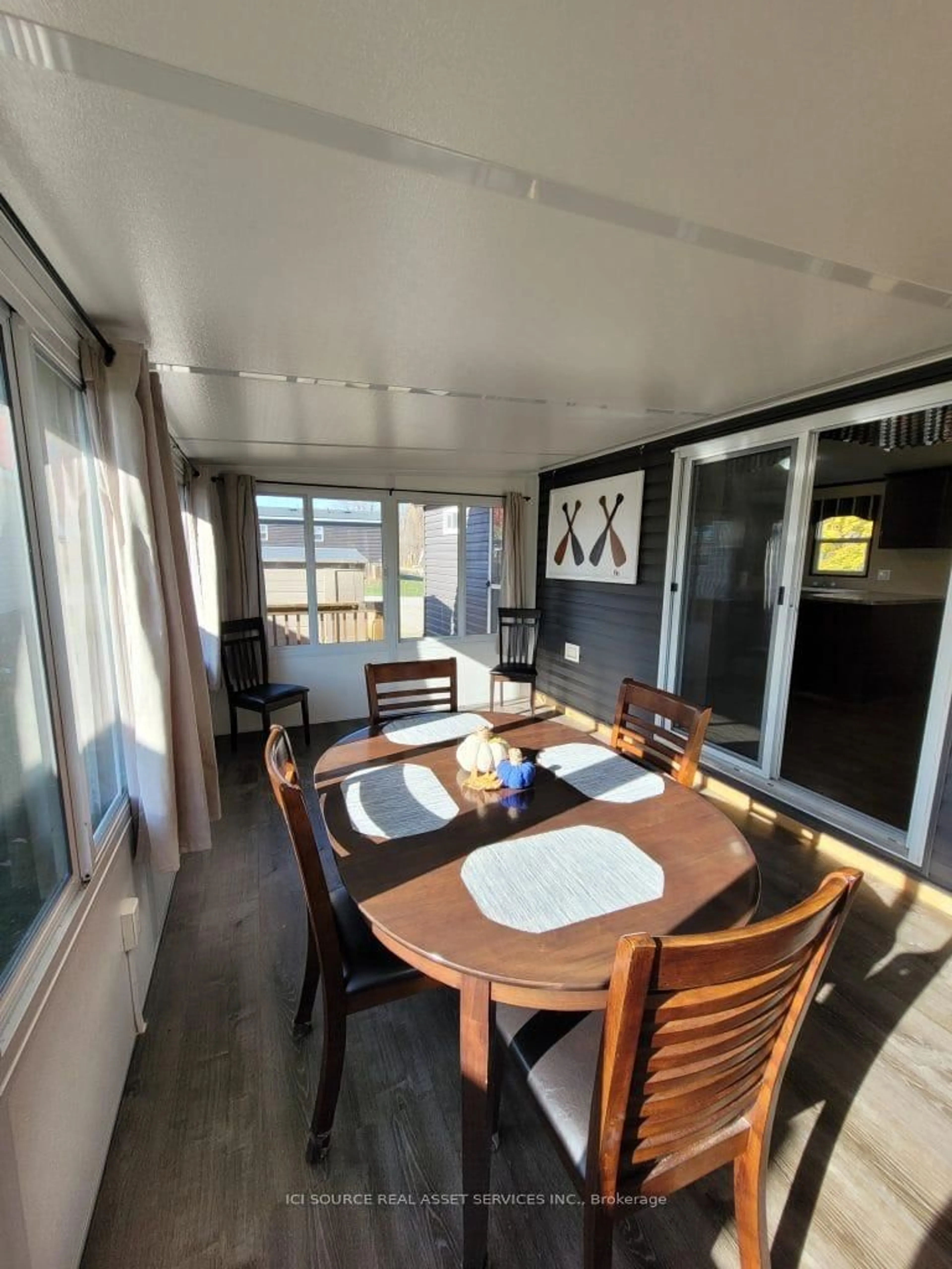 Dining room, wood/laminate floor for 171 Woodland Estates Rd #LVD002, Trent Hills Ontario K0L 1L0