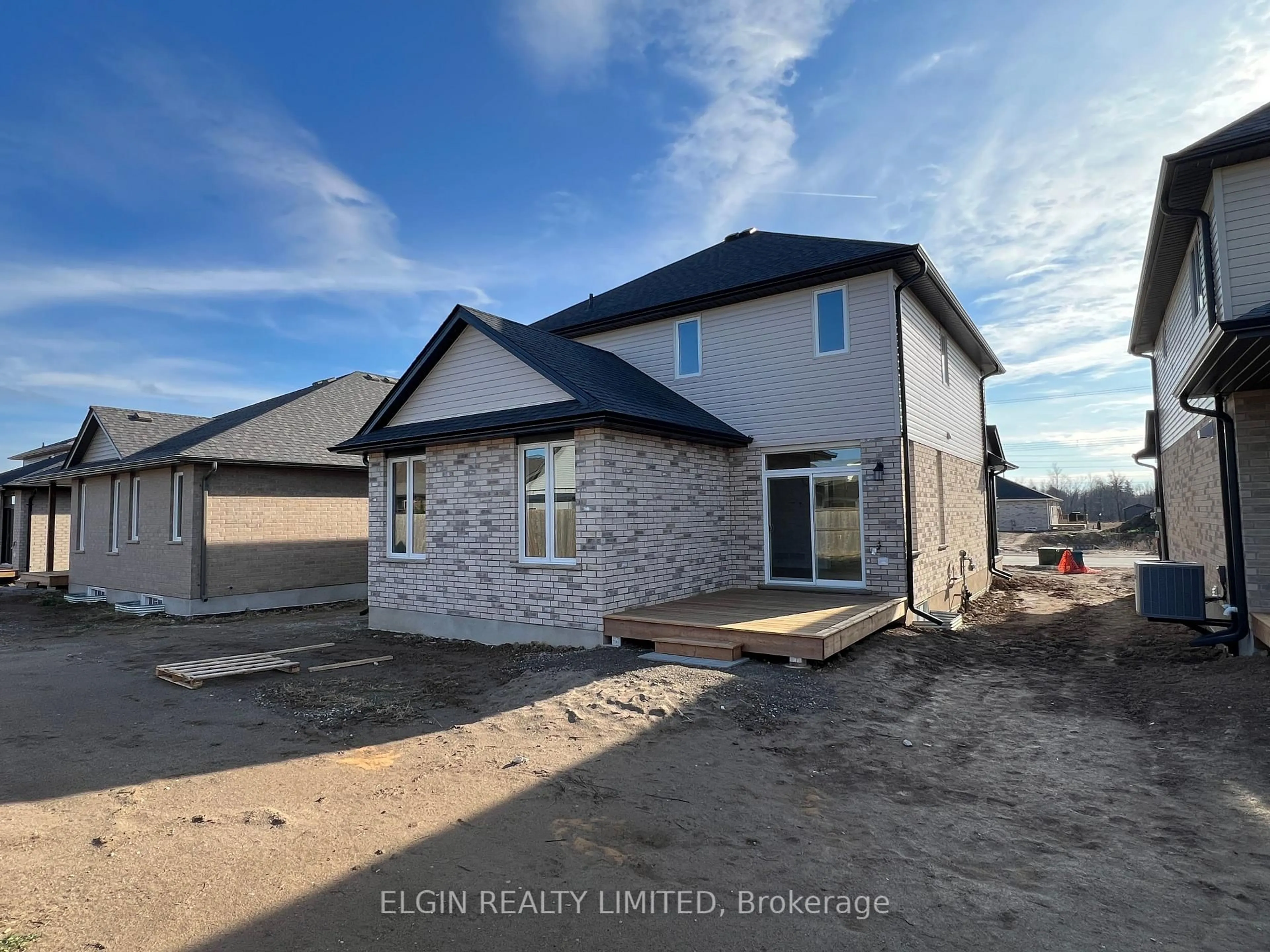 Home with brick exterior material, building for 42201 McBain Line, Central Elgin Ontario N5P 0E4