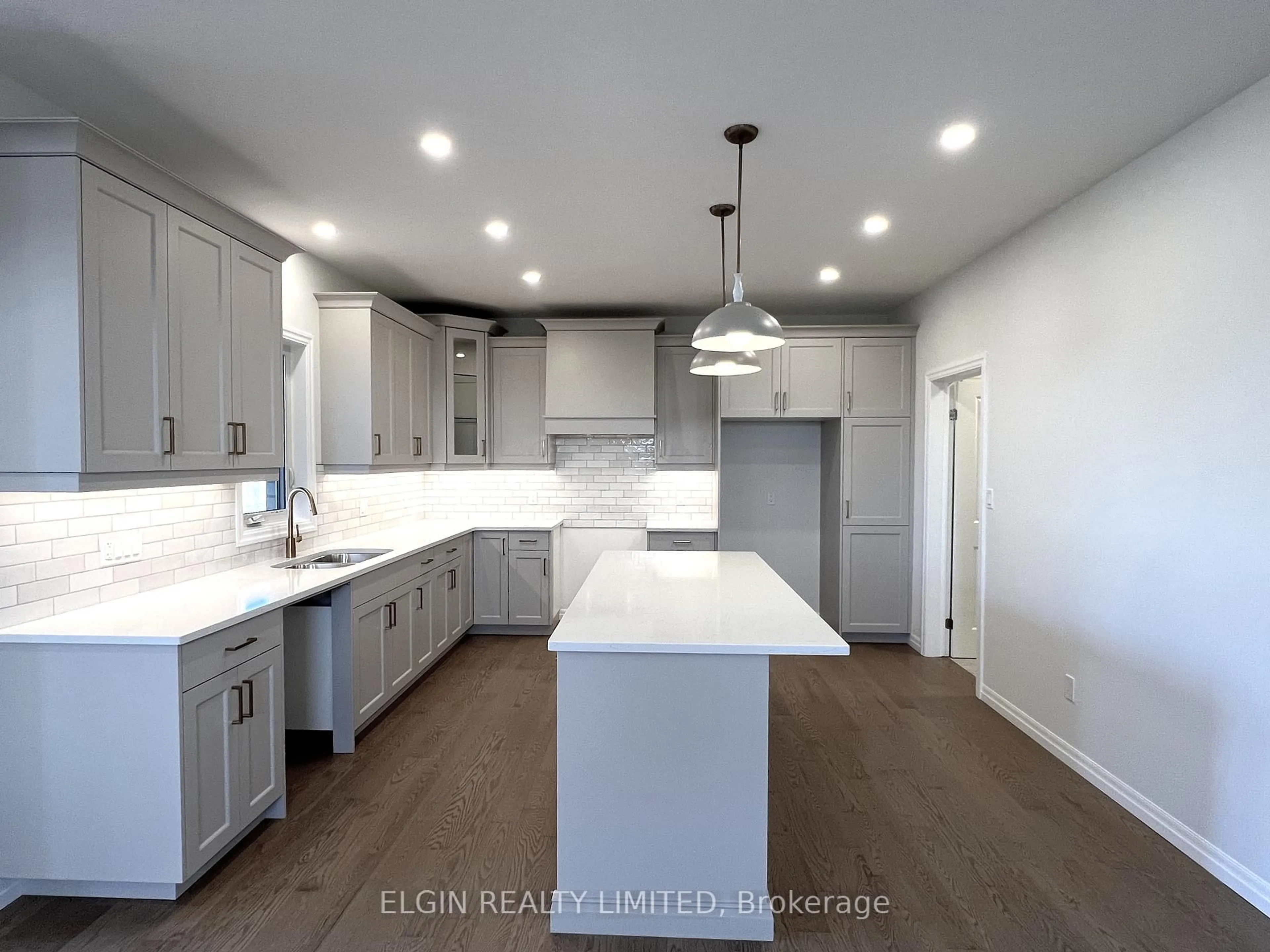 Open concept kitchen, unknown for 42203 McBain Line, Central Elgin Ontario N5P 0E4