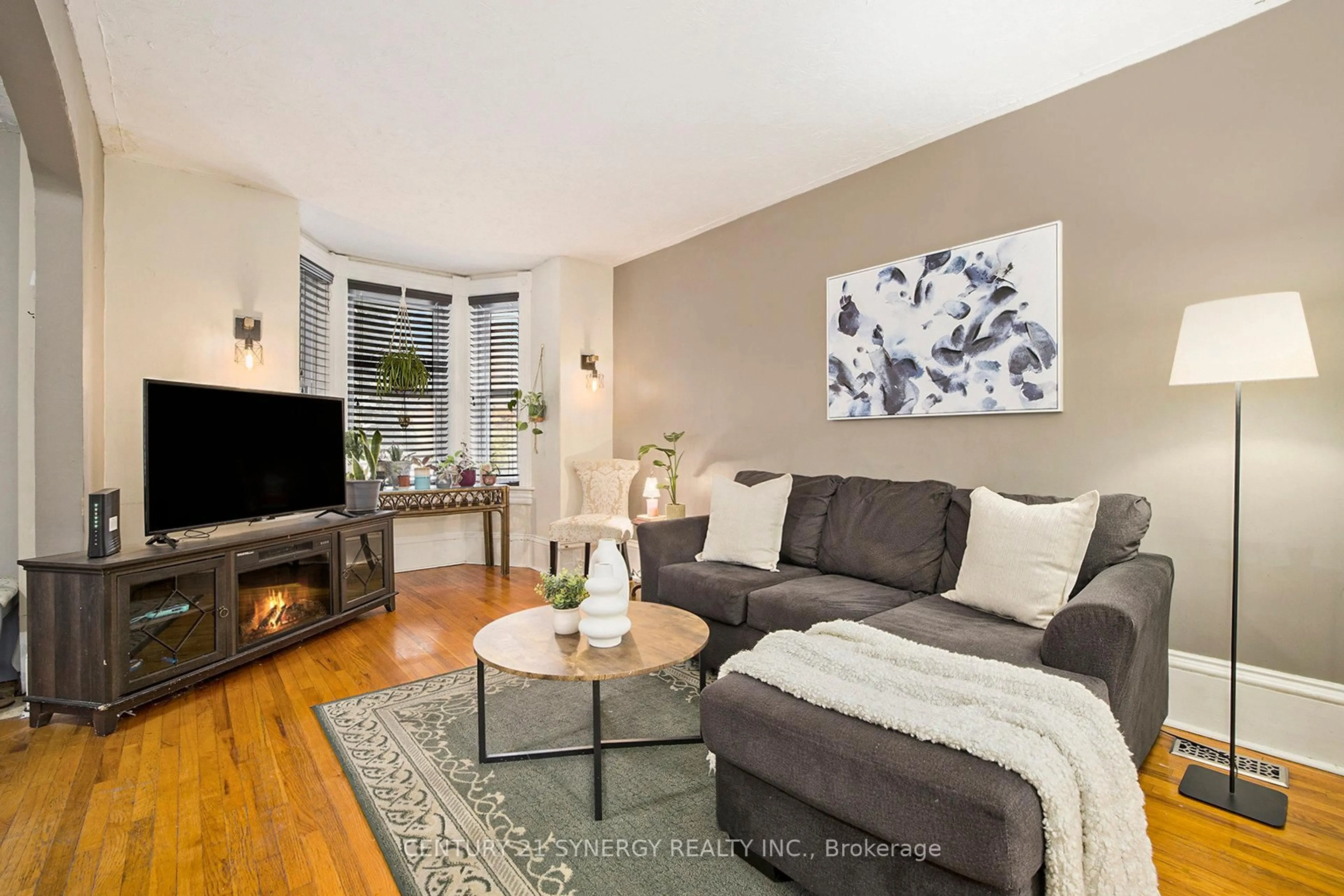 Living room with furniture, unknown for 17 Elmsley St, Smiths Falls Ontario K7A 3P1