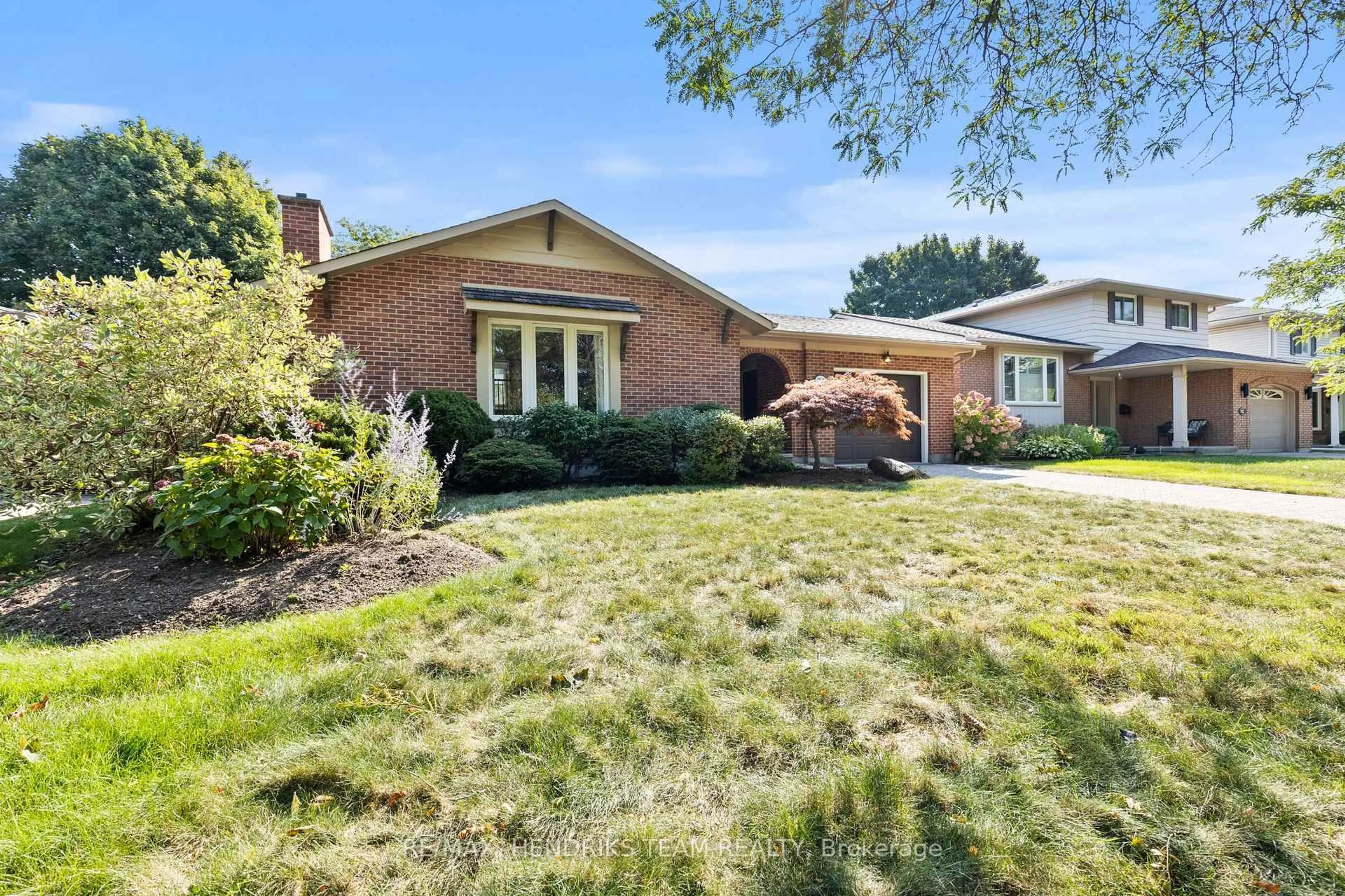 Home with brick exterior material, street for 704 Vine St, St. Catharines Ontario L2M 7L7