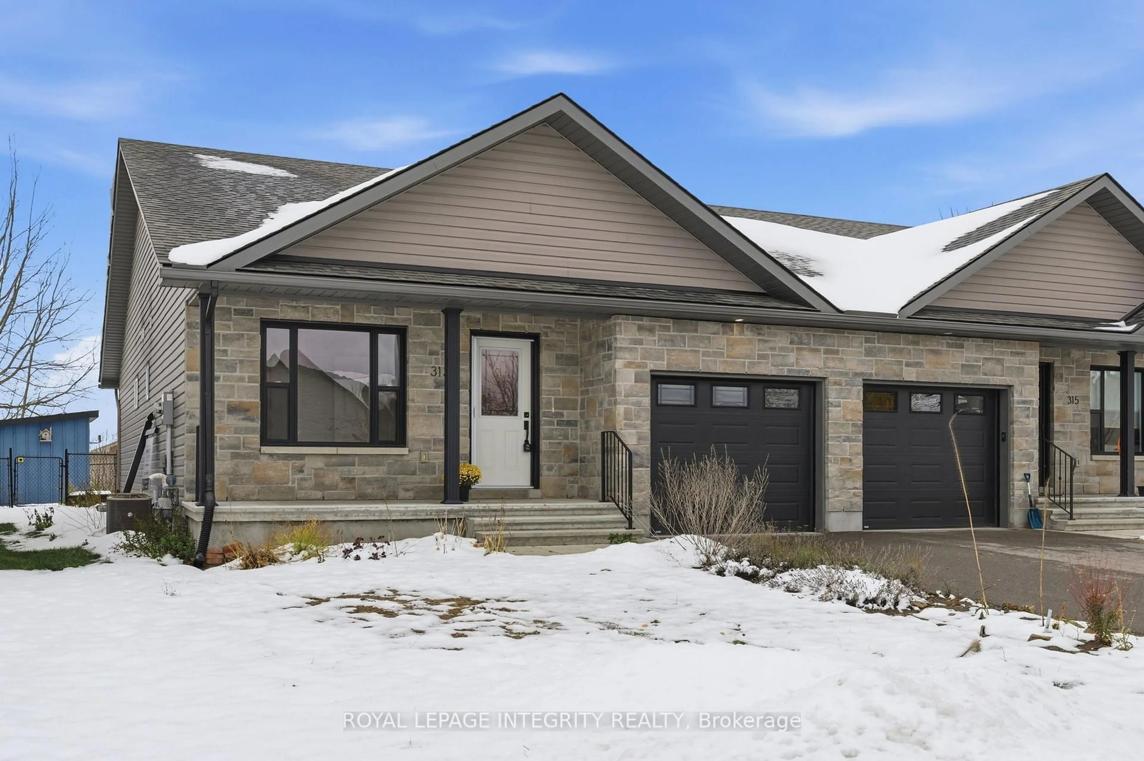 Unknown for 313 Napier Crt, Almonte Ontario K0A 1A0