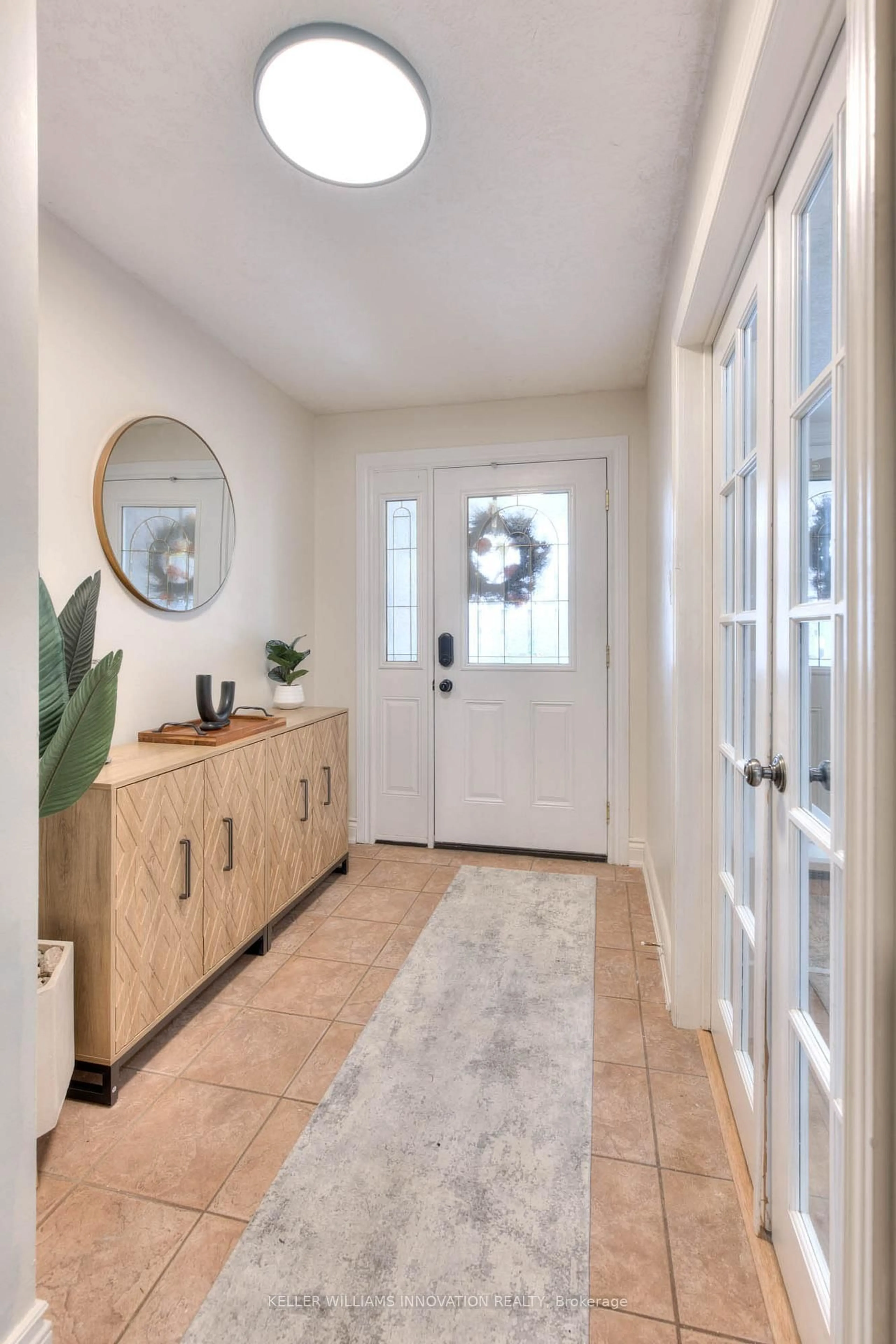 Indoor entryway for 50 Old Forest Cres, Kitchener Ontario N2N 2A3