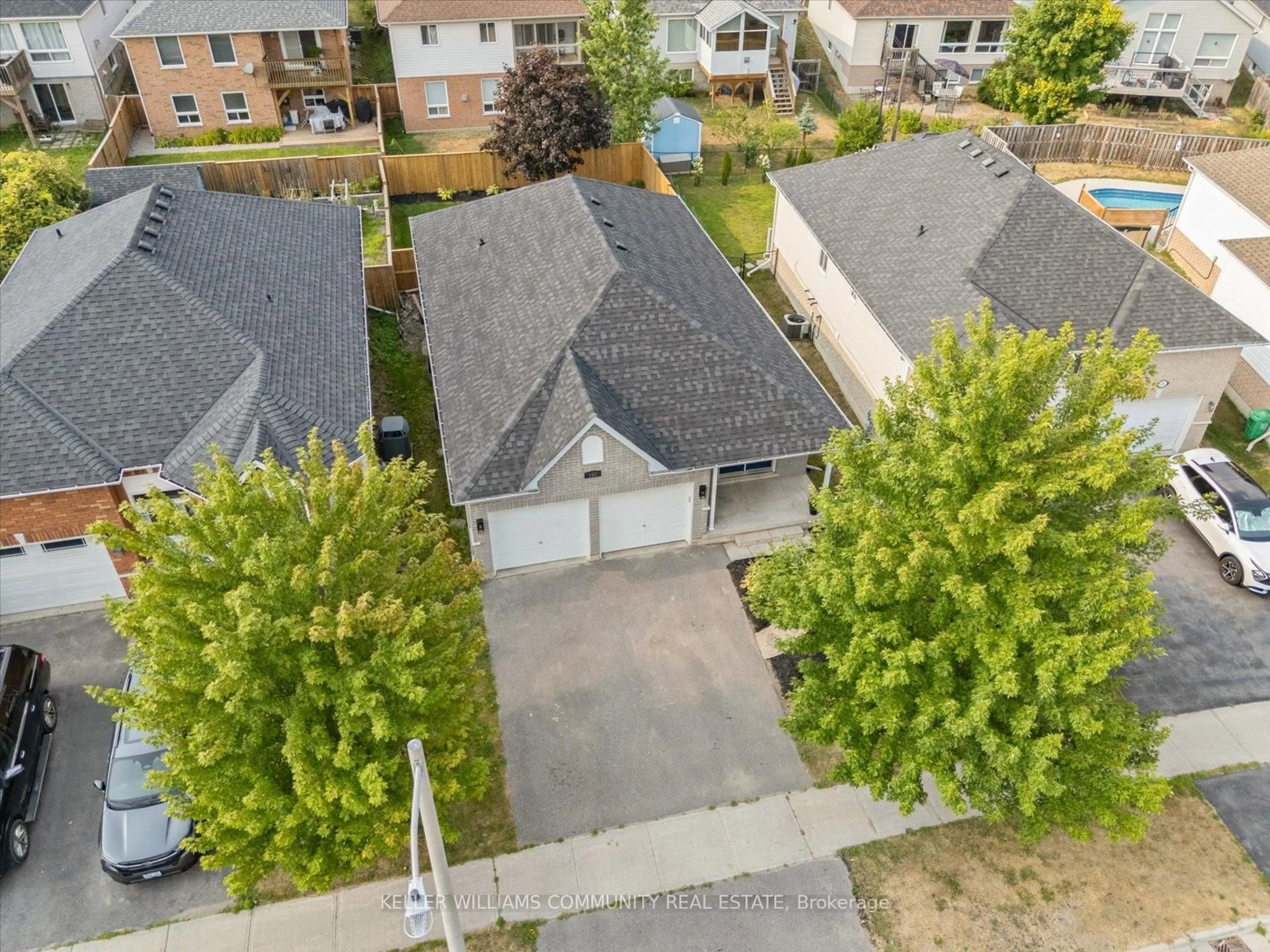 A pic from outside/outdoor area/front of a property/back of a property/a pic from drone, street for 151 Parcells Cres, Peterborough West Ontario K9K 2R2