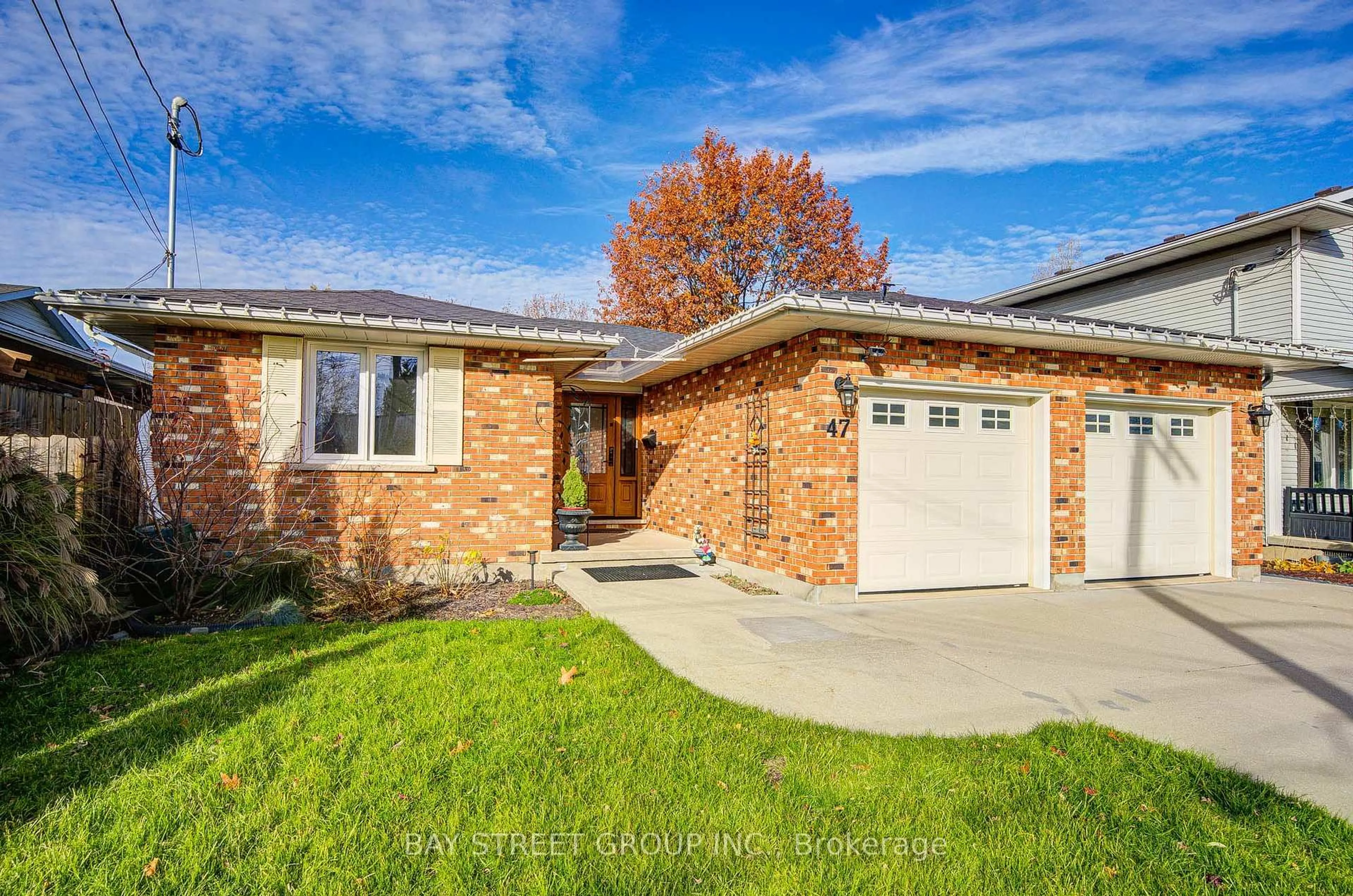 Home with brick exterior material, street for 47 Cecil St, St. Catharines Ontario L2N 4B3