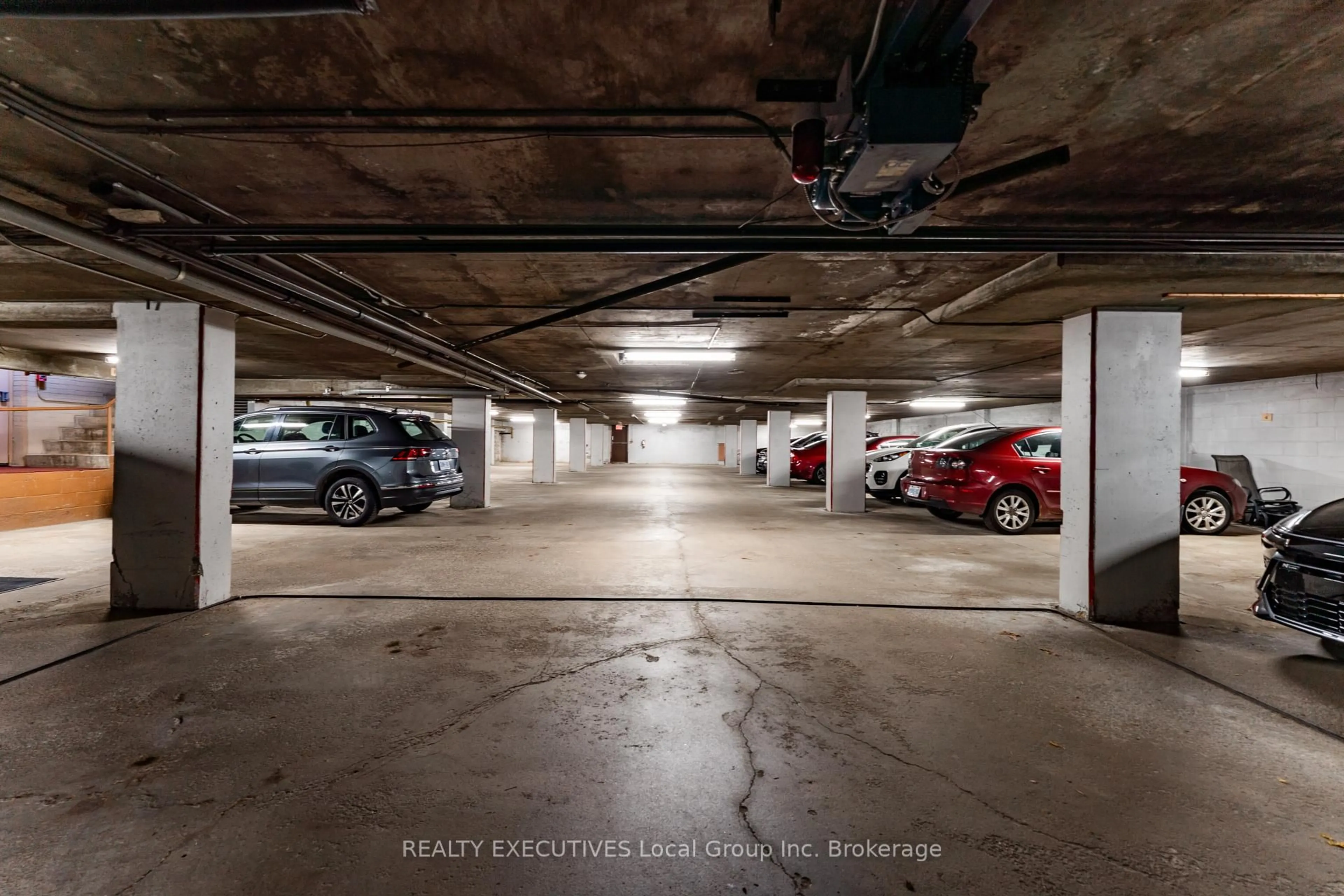 Parking for 810 Main St #303, North Bay Ontario P1B 2V9