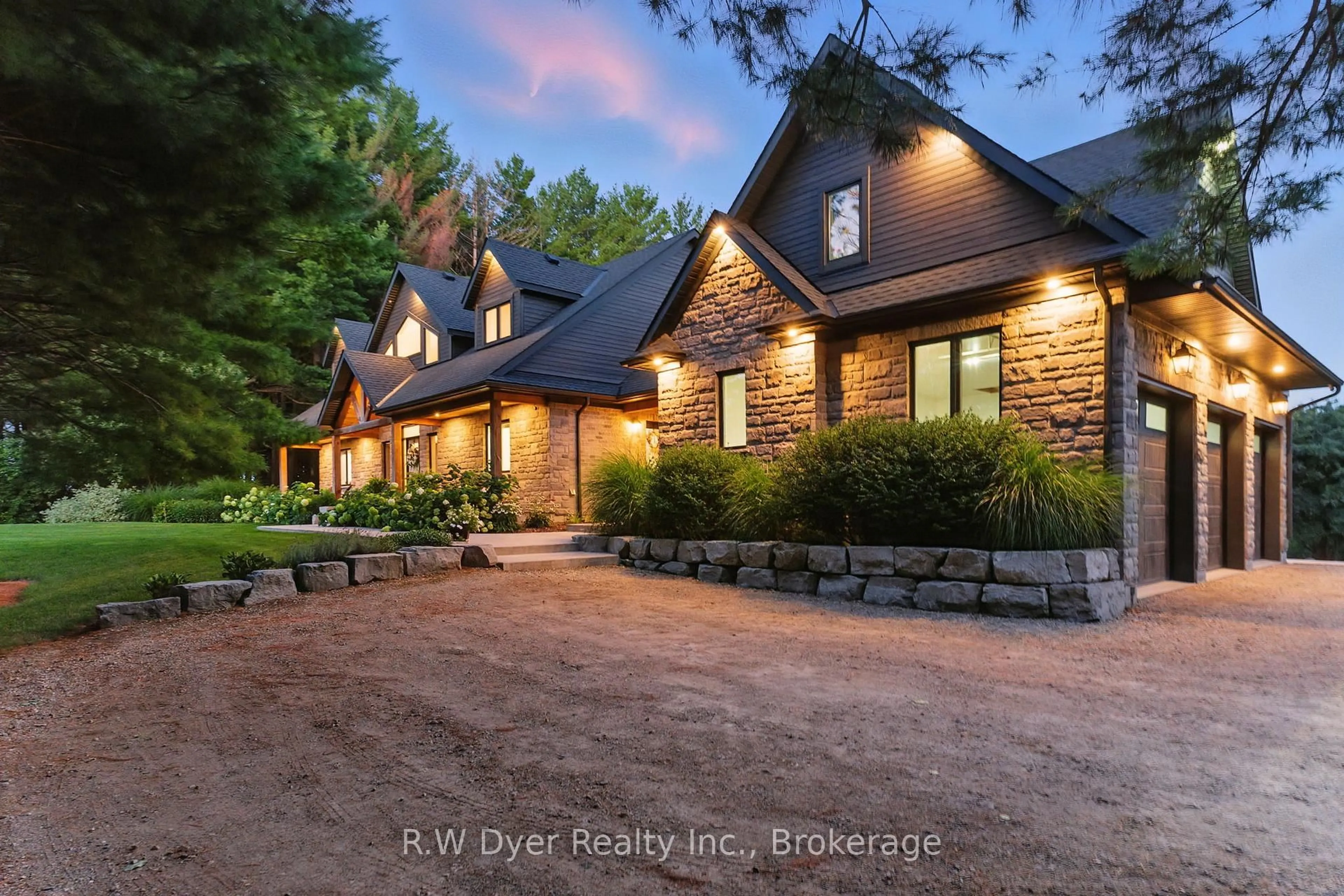 Unknown for 7381 Sideroad 4, Centre Wellington Ontario N0B 1B0