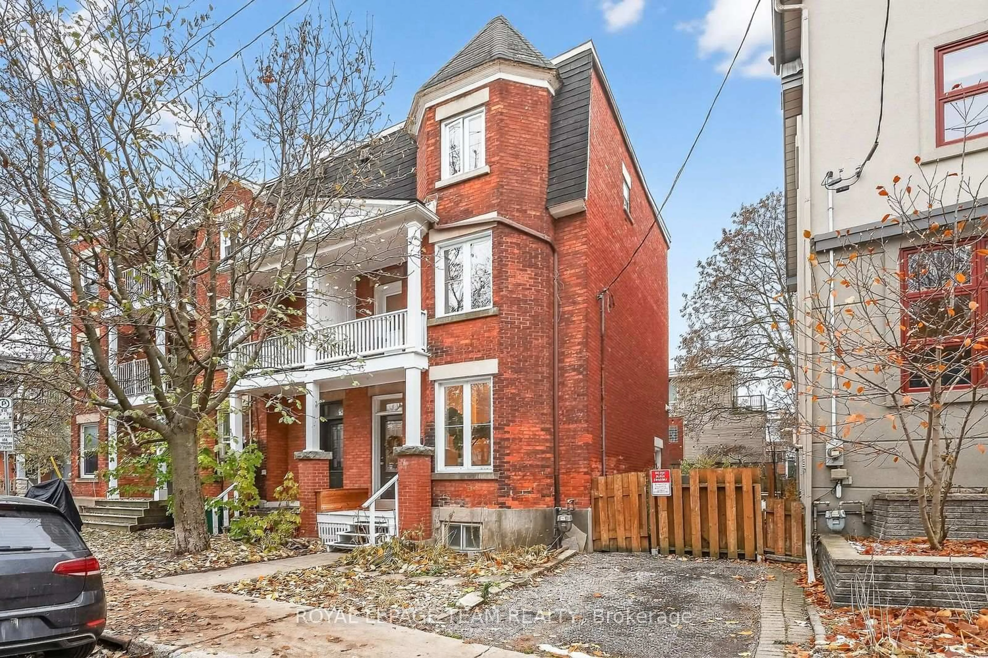 Home with brick exterior material, street for 324 Osgoode St, Ottawa Ontario K1N 6T2