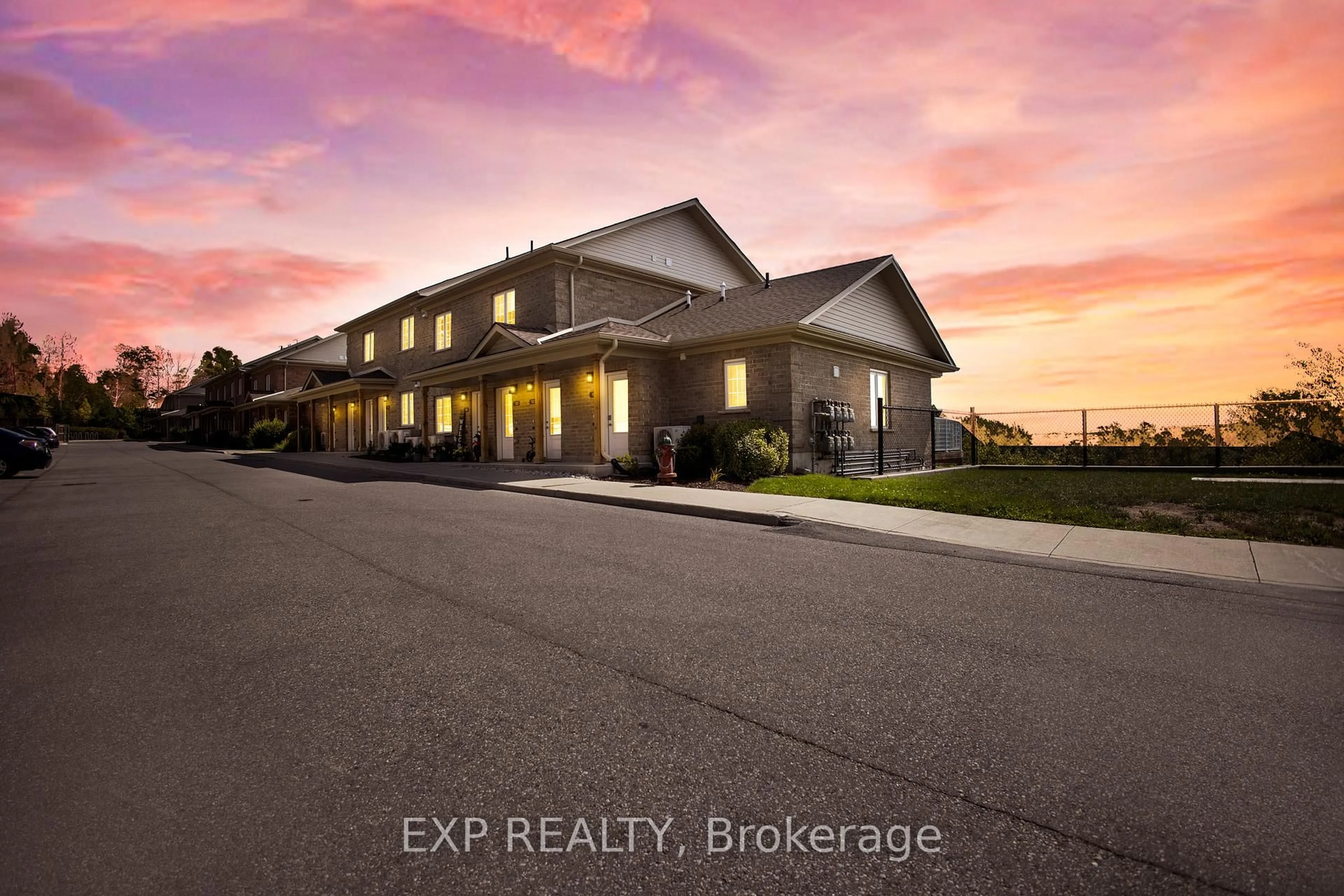 Unknown for 5 CITYVIEW Dr #103, Guelph Ontario N1E 6C7