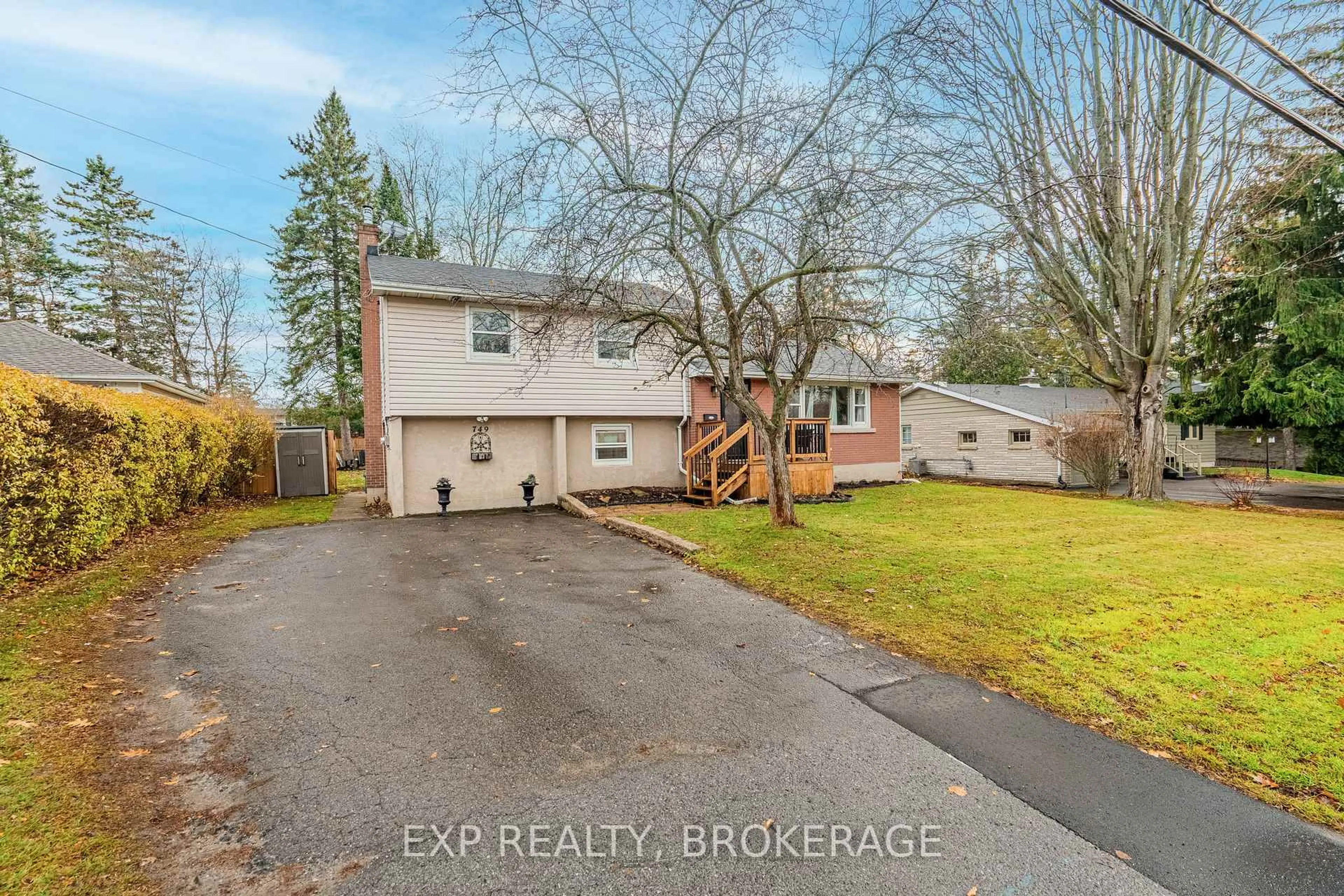 A pic from outside/outdoor area/front of a property/back of a property/a pic from drone, street for 749 Front Rd, Kingston Ontario K7M 4L6