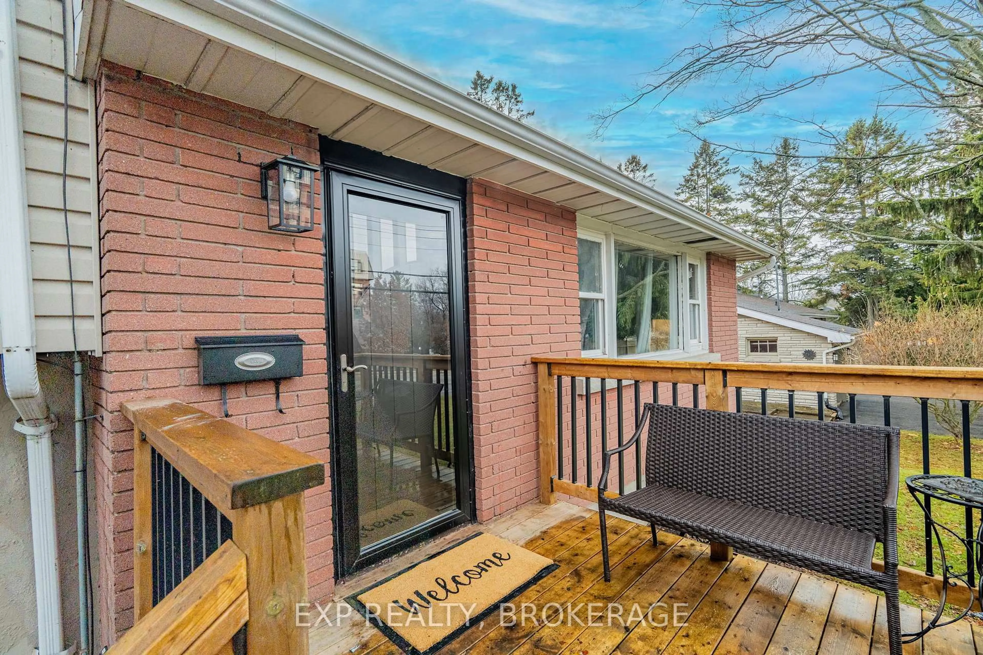 Patio, street for 749 Front Rd, Kingston Ontario K7M 4L6
