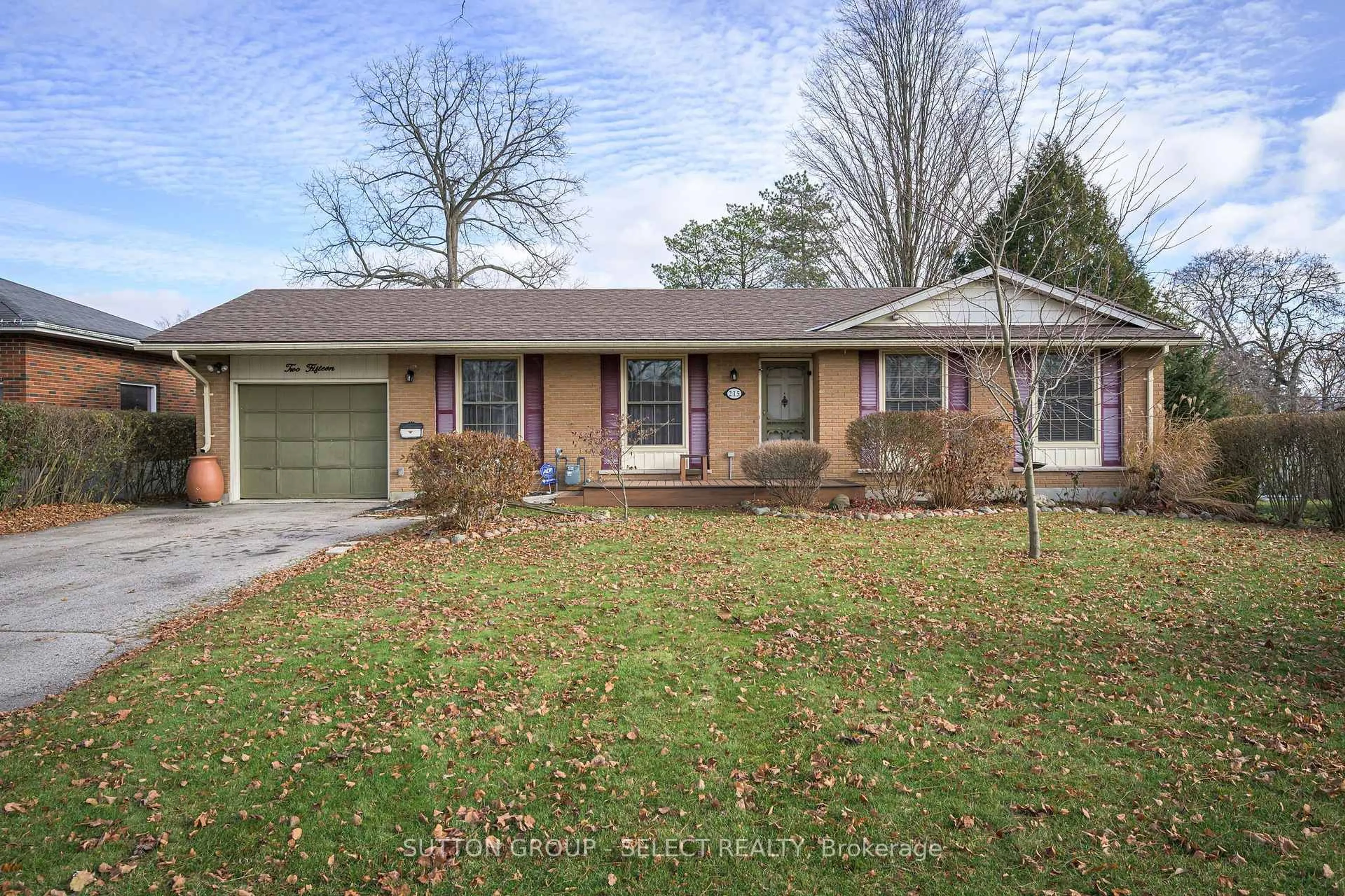 Home with brick exterior material, street for 215 West St, Central Elgin Ontario N0L 1B0