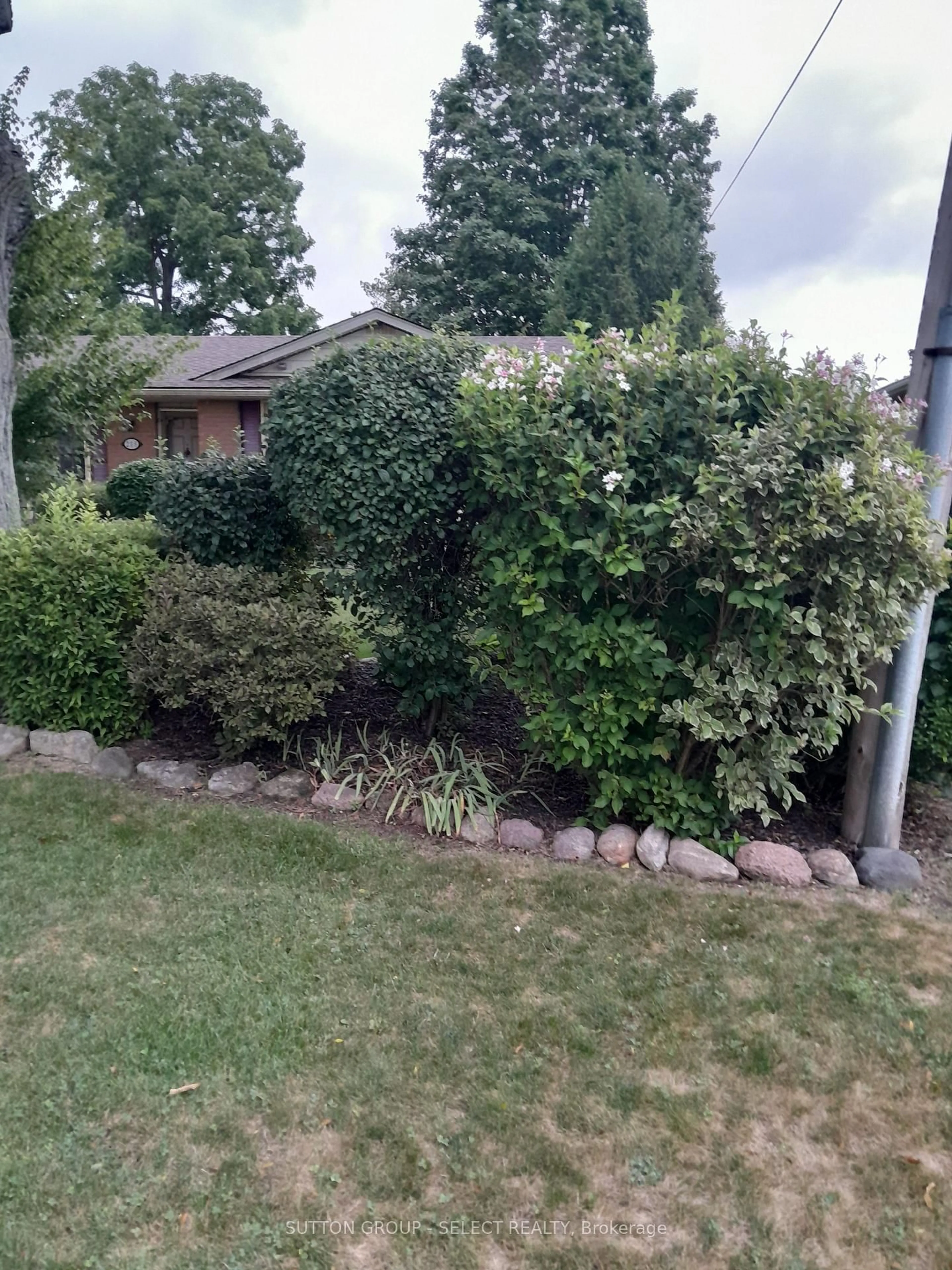 Unknown for 215 West St, Central Elgin Ontario N0L 1B0