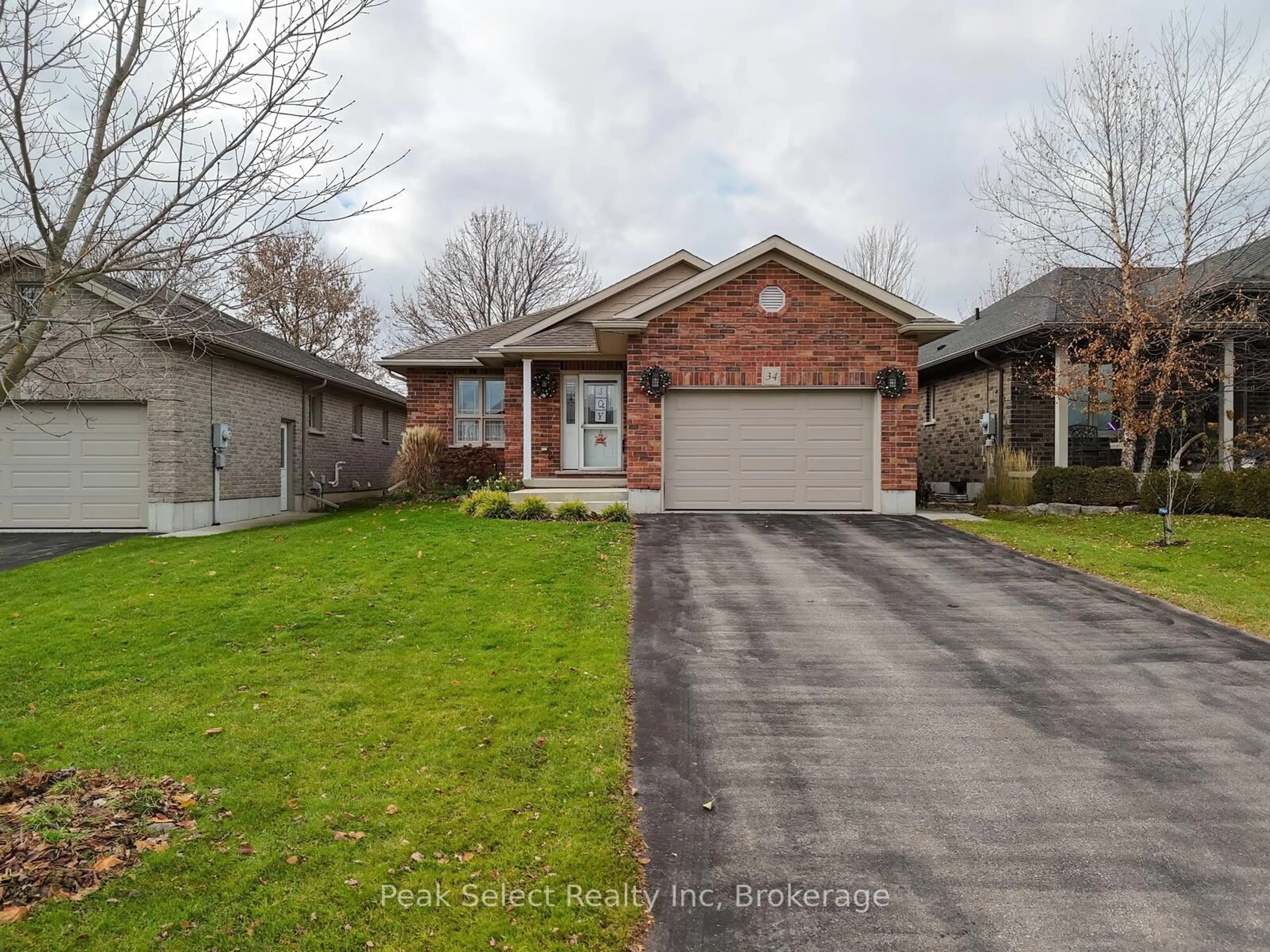 Home with brick exterior material, street for 34 Homefield Crt, St. Marys Ontario N4X 0A4
