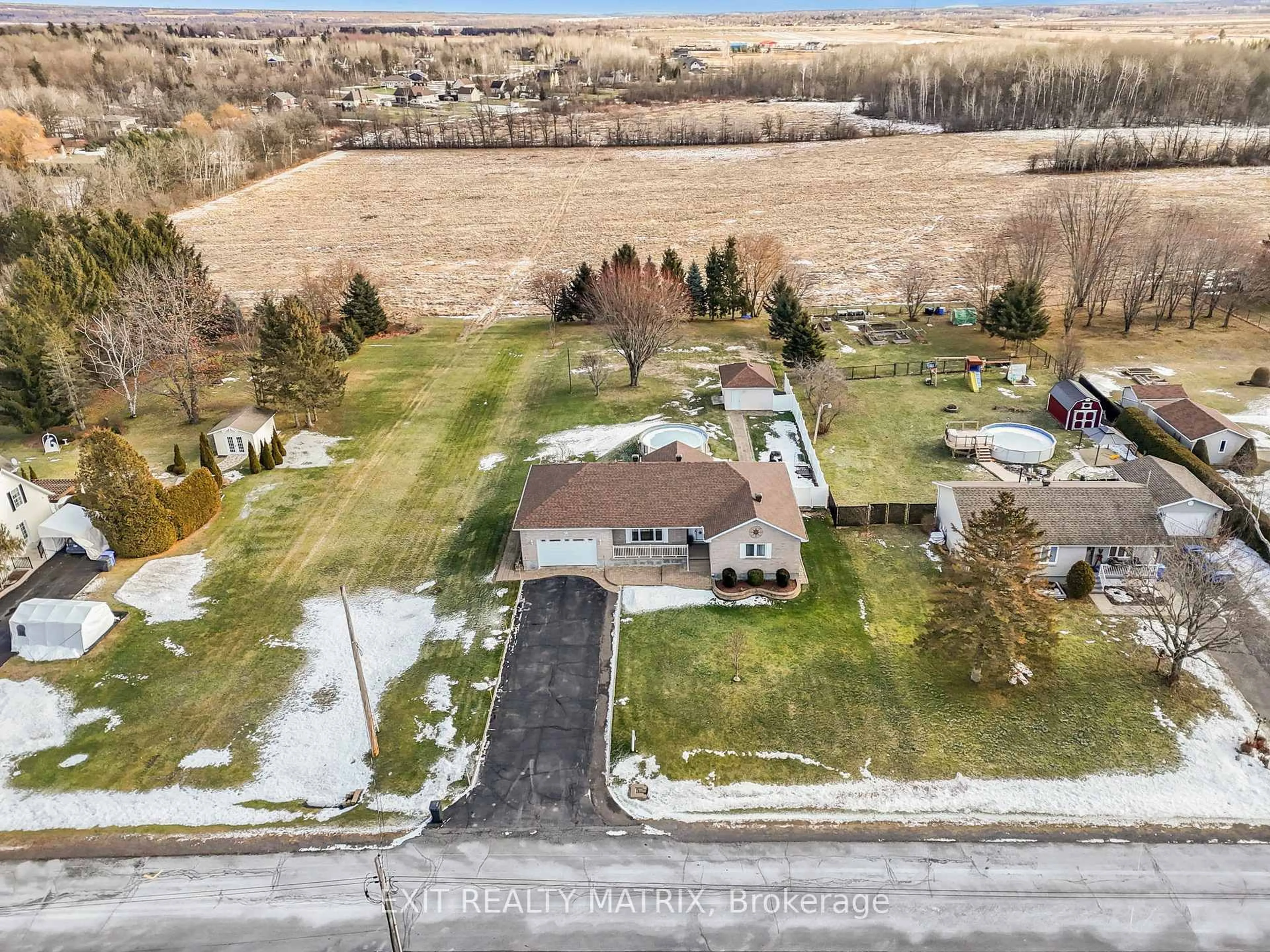 A pic from outside/outdoor area/front of a property/back of a property/a pic from drone, street for 165 Eliza St, Champlain Ontario K0B 1K0