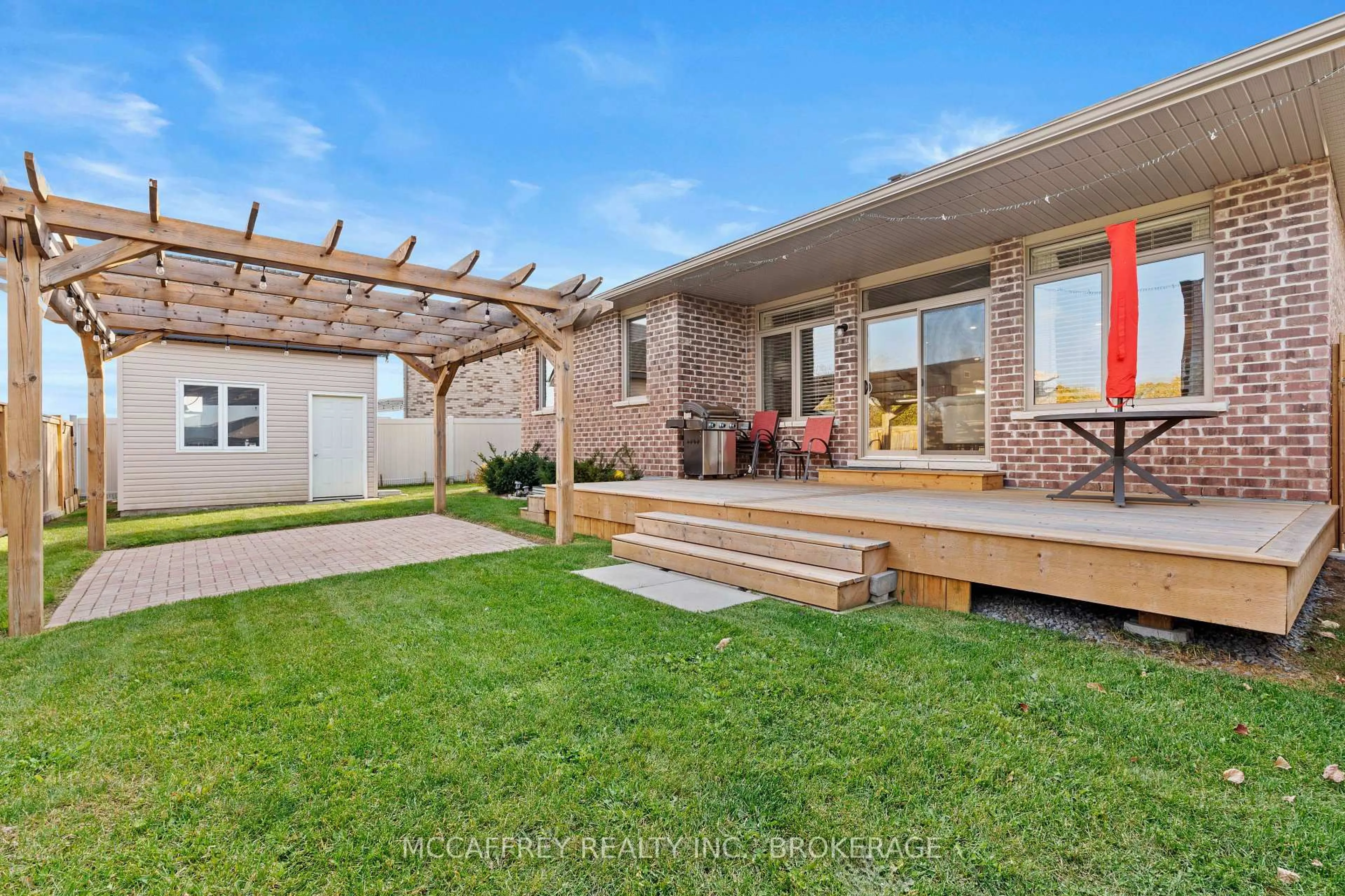 Patio, street for 25 STAIKOS Crt, Greater Napanee Ontario K7R 0B9