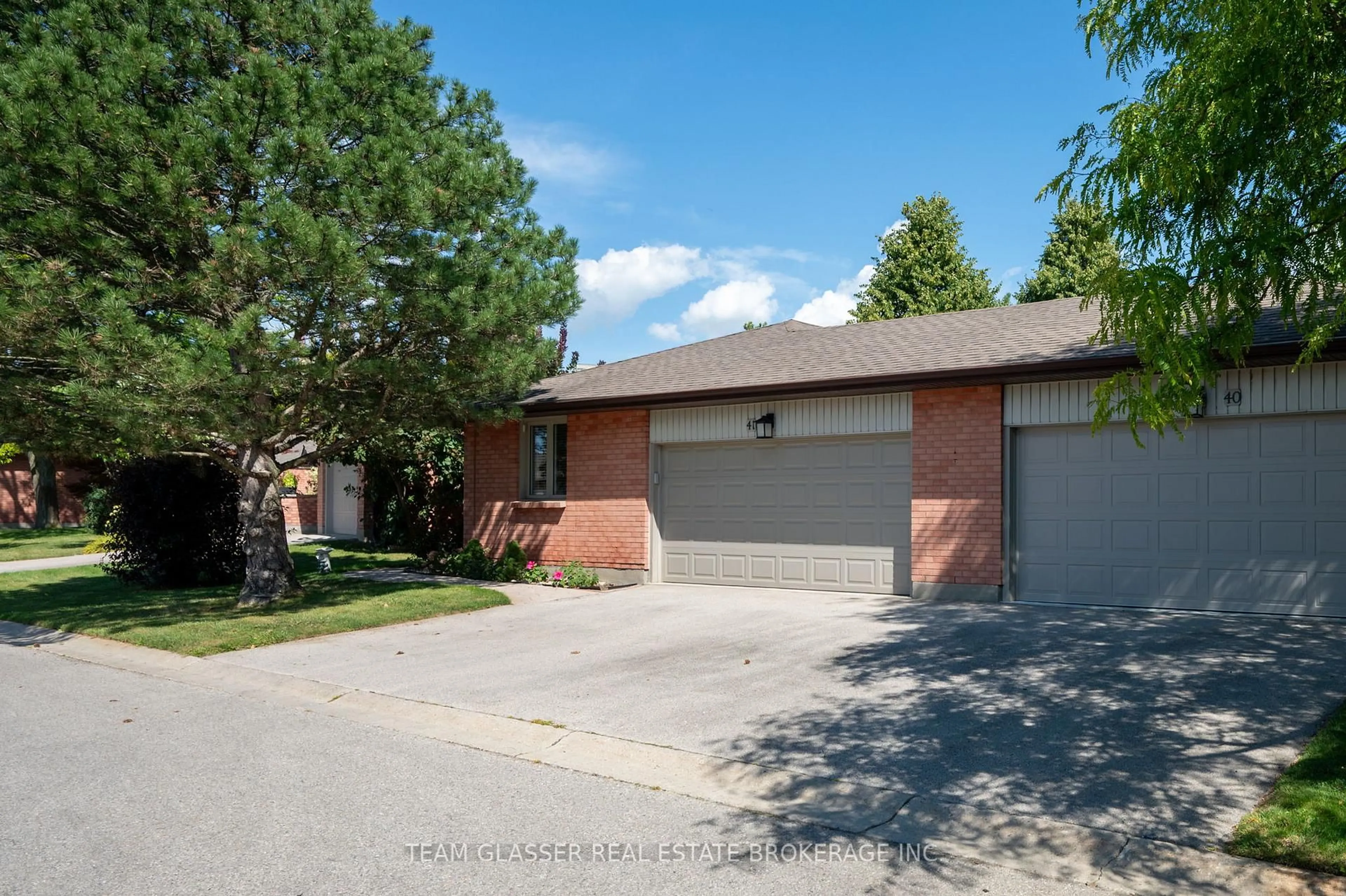 Home with brick exterior material, street for 55 Fiddlers Green Rd #41, London North Ontario N6H 4T8