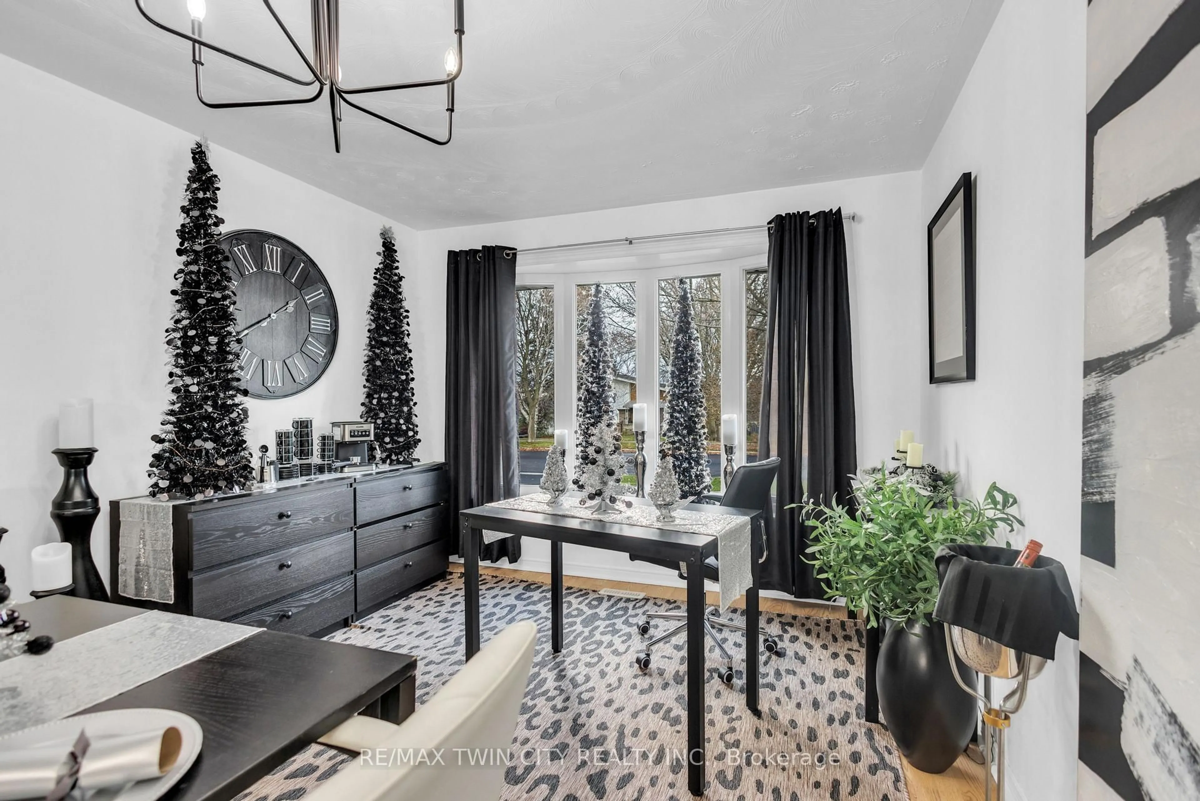 Unknown for 67 West Acres Cres, Kitchener Ontario N2N 3G8