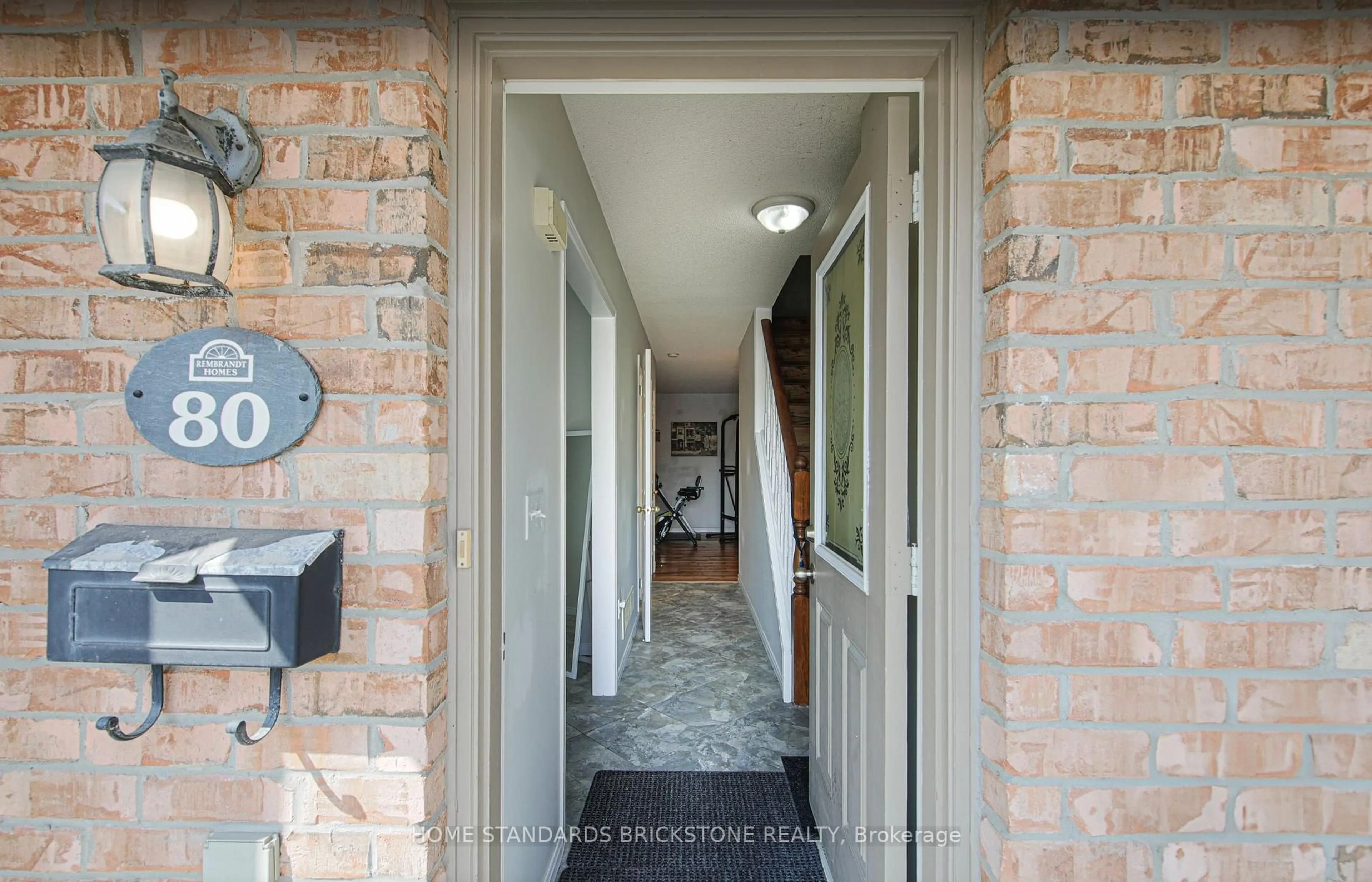 Indoor entryway for 1320 Savannah Dr #80, London North Ontario N5X 0B7