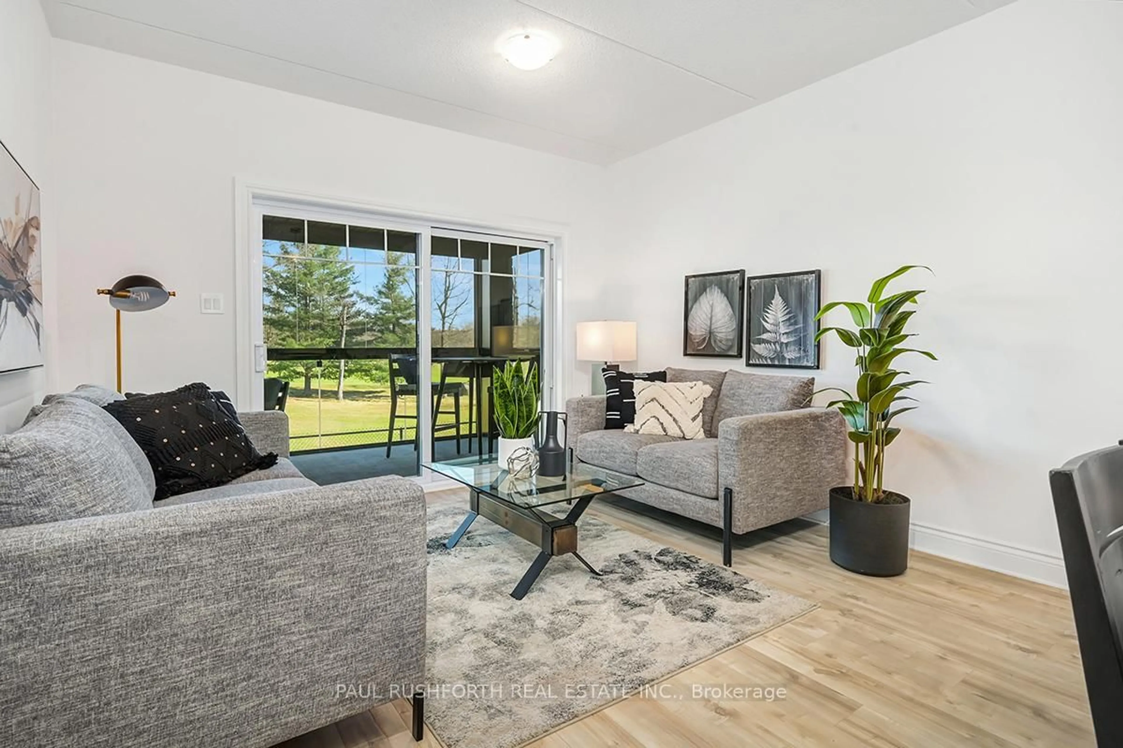 Living room with furniture, unknown for 300 MONTEE OUTAOUAIS St #105, Clarence-Rockland Ontario K4K 1G2