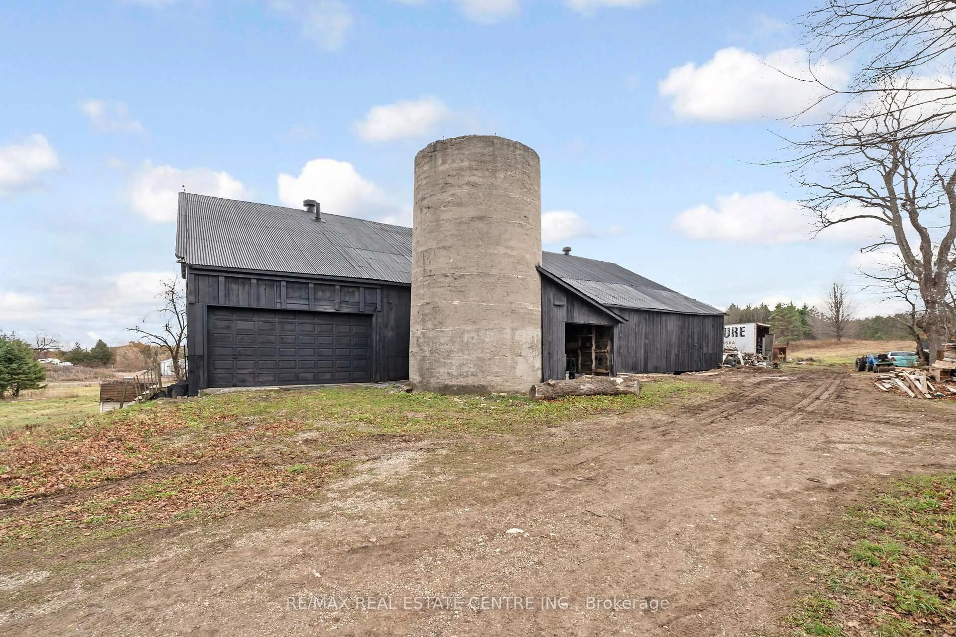 Shed for 4314 Concession 11 Rd, Puslinch Ontario L0P 1J0