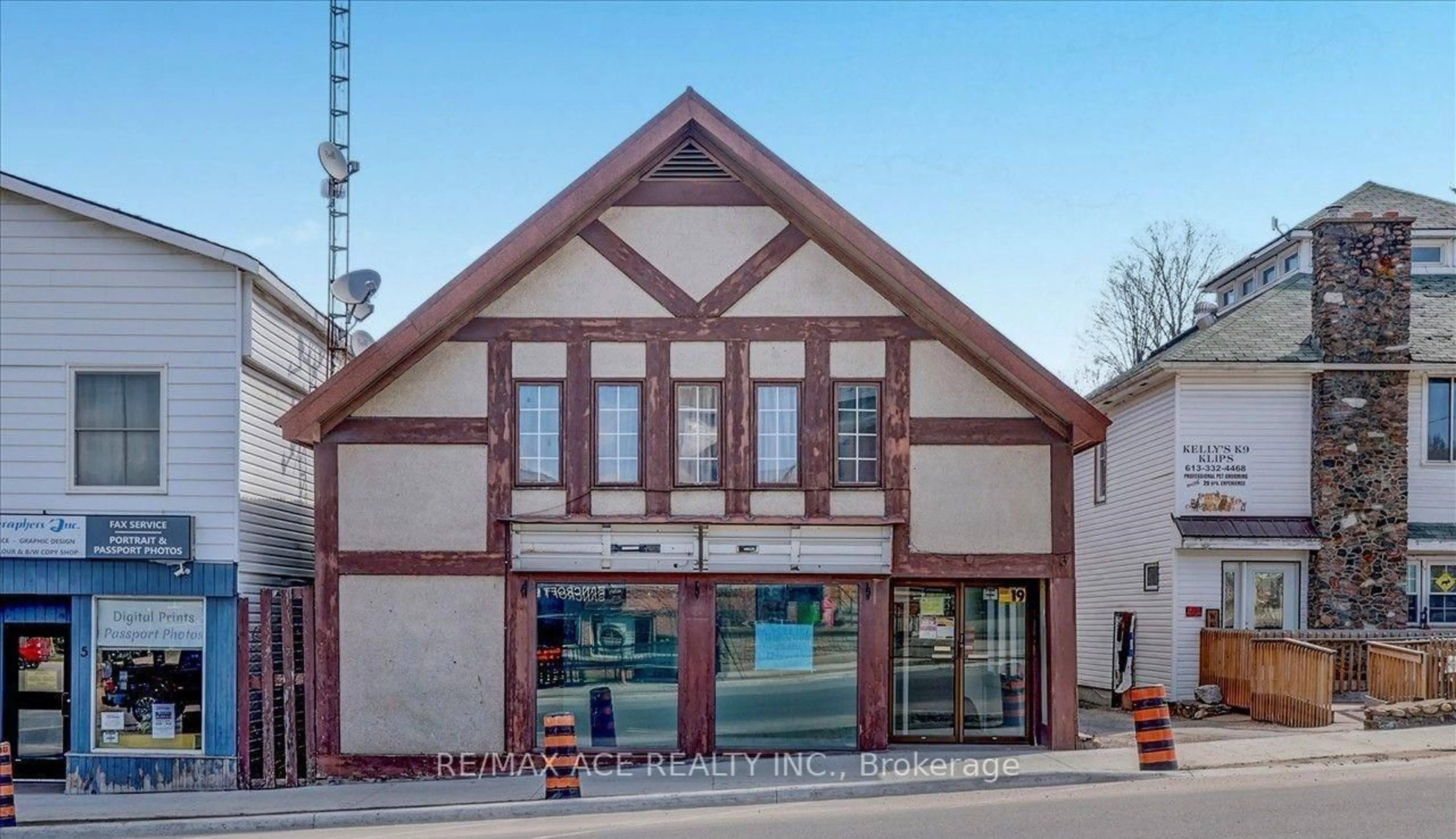 Unknown for 3 Hastings St, Bancroft Ontario K0L 1C0