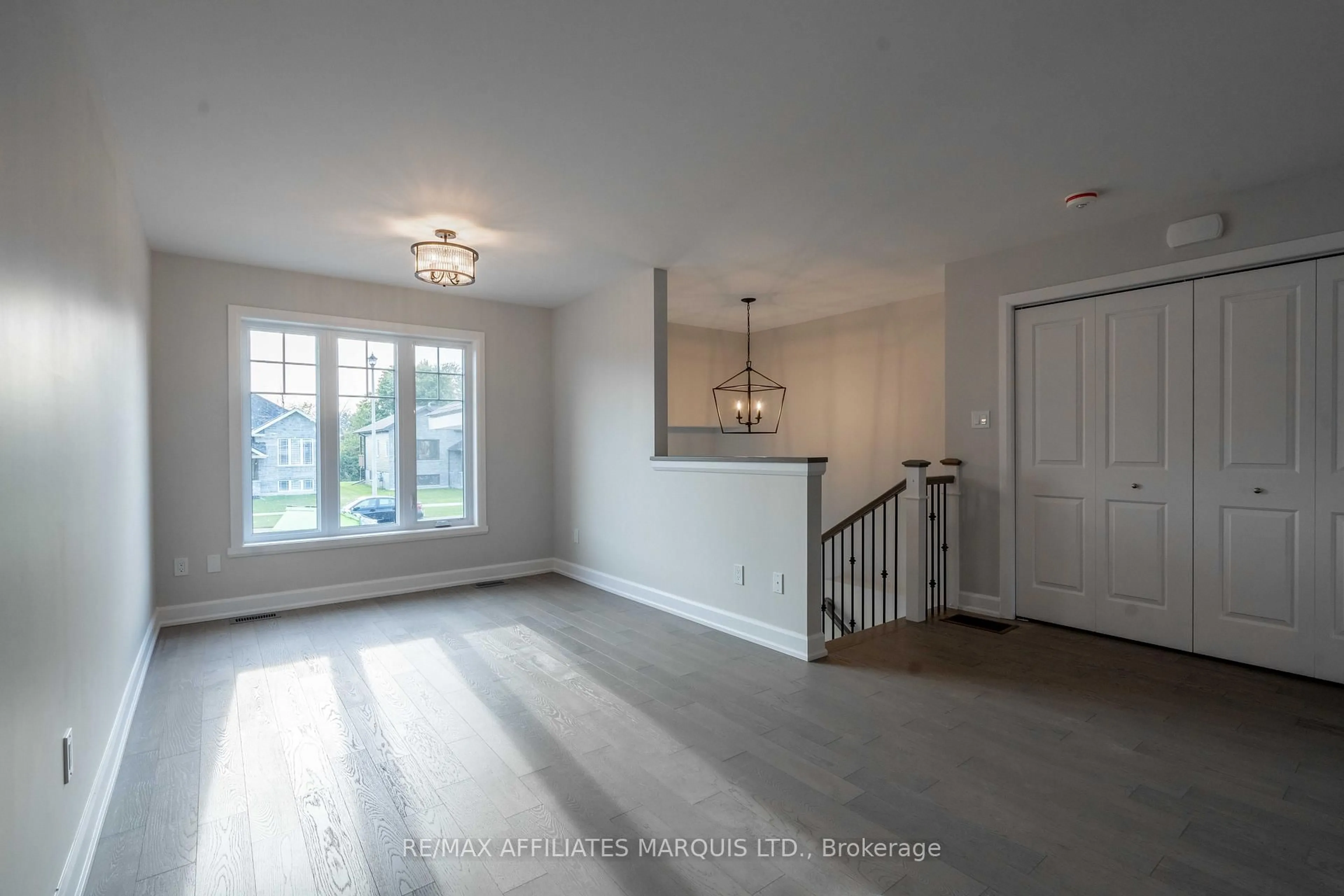 Unknown for 112 Woodland Dr, Cornwall Ontario K6H 0H2