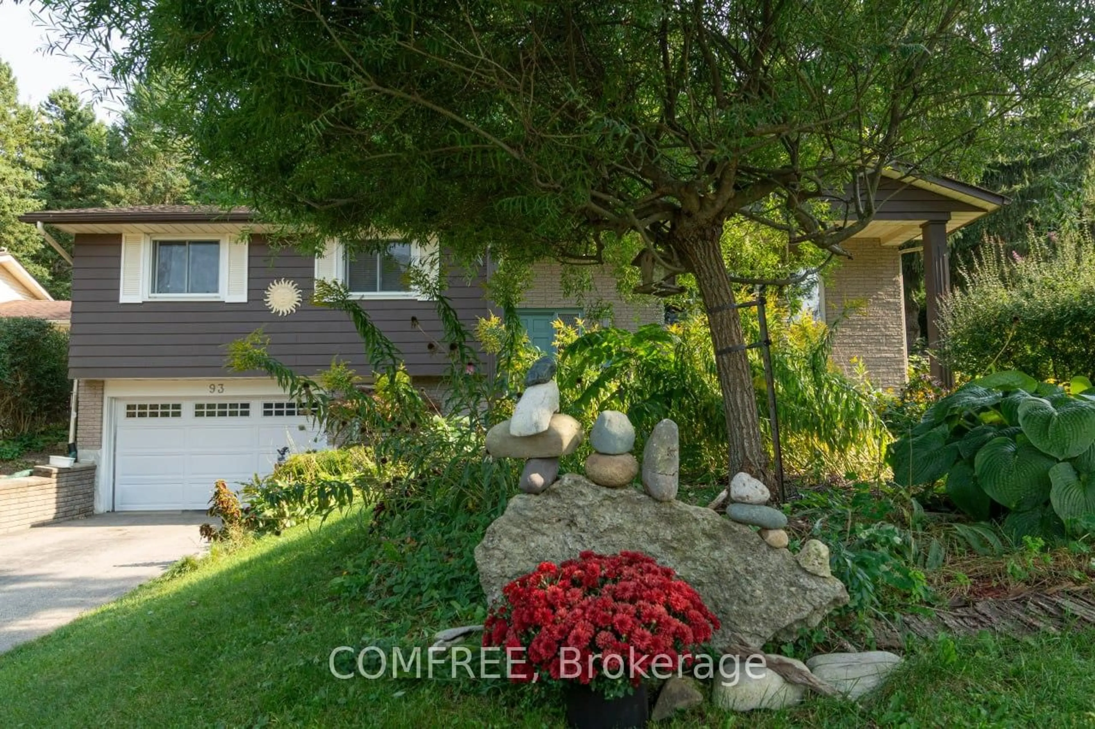 Unknown for 93 Water St, Centre Wellington Ontario N0B 1S0