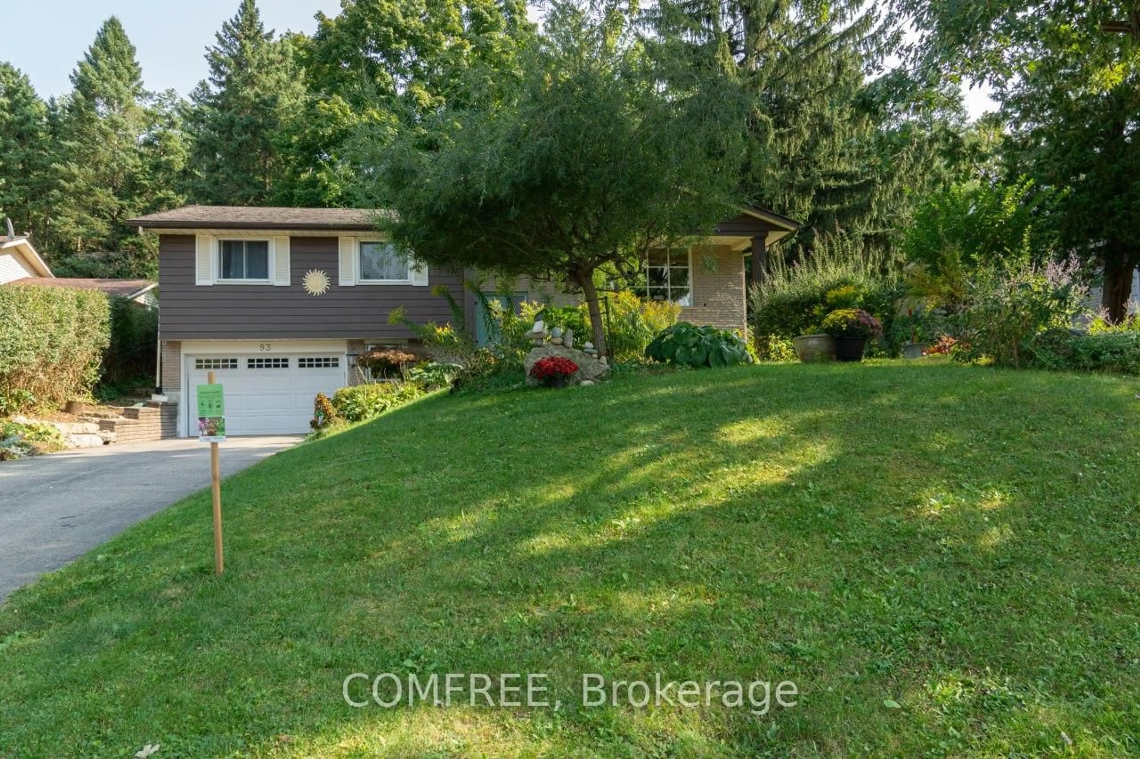 A pic from outside/outdoor area/front of a property/back of a property/a pic from drone, water/lake/river/ocean view for 93 Water St, Centre Wellington Ontario N0B 1S0