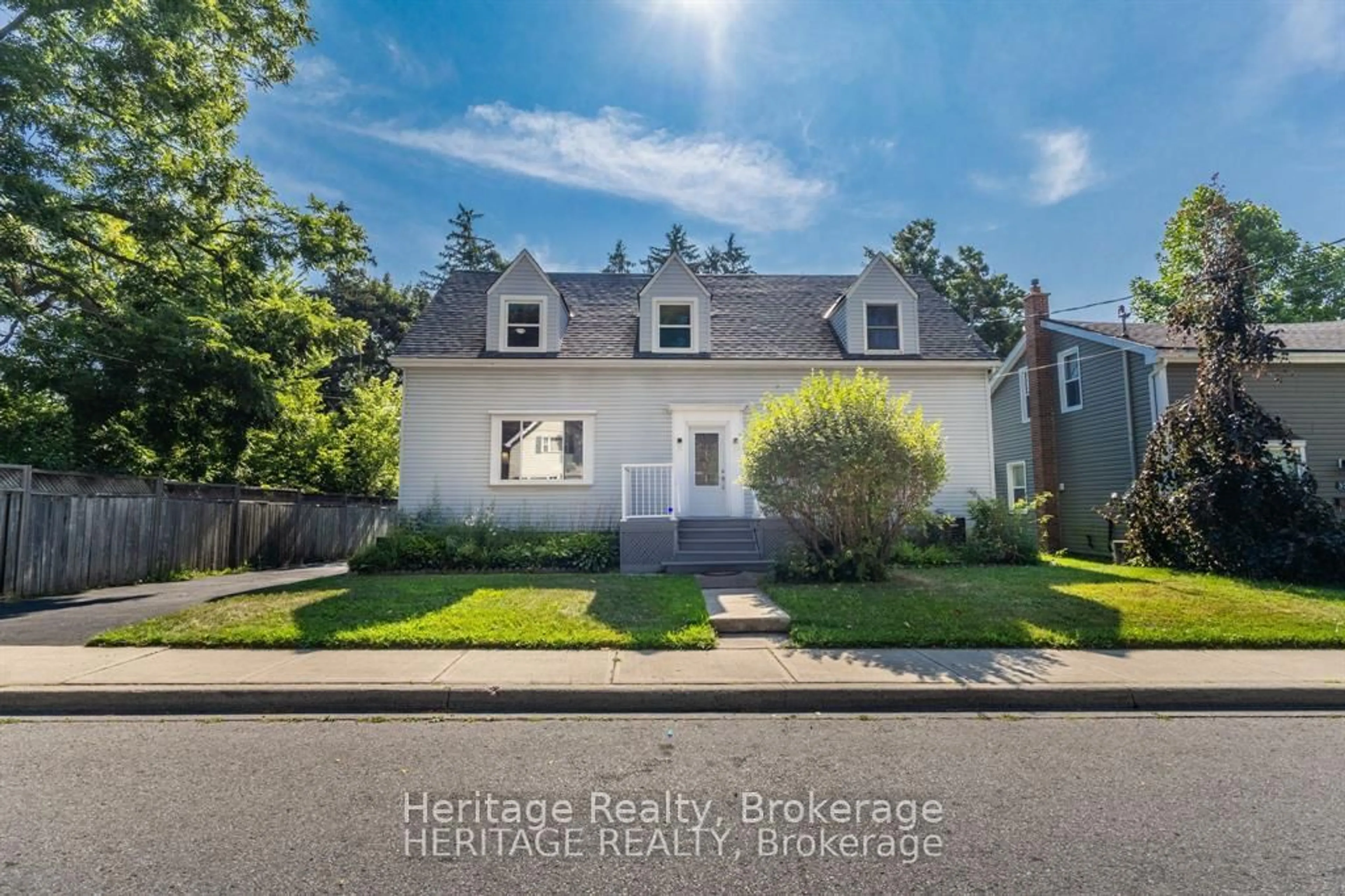 Unknown for 55 Wellington St, Hamilton Ontario L8N 2P9