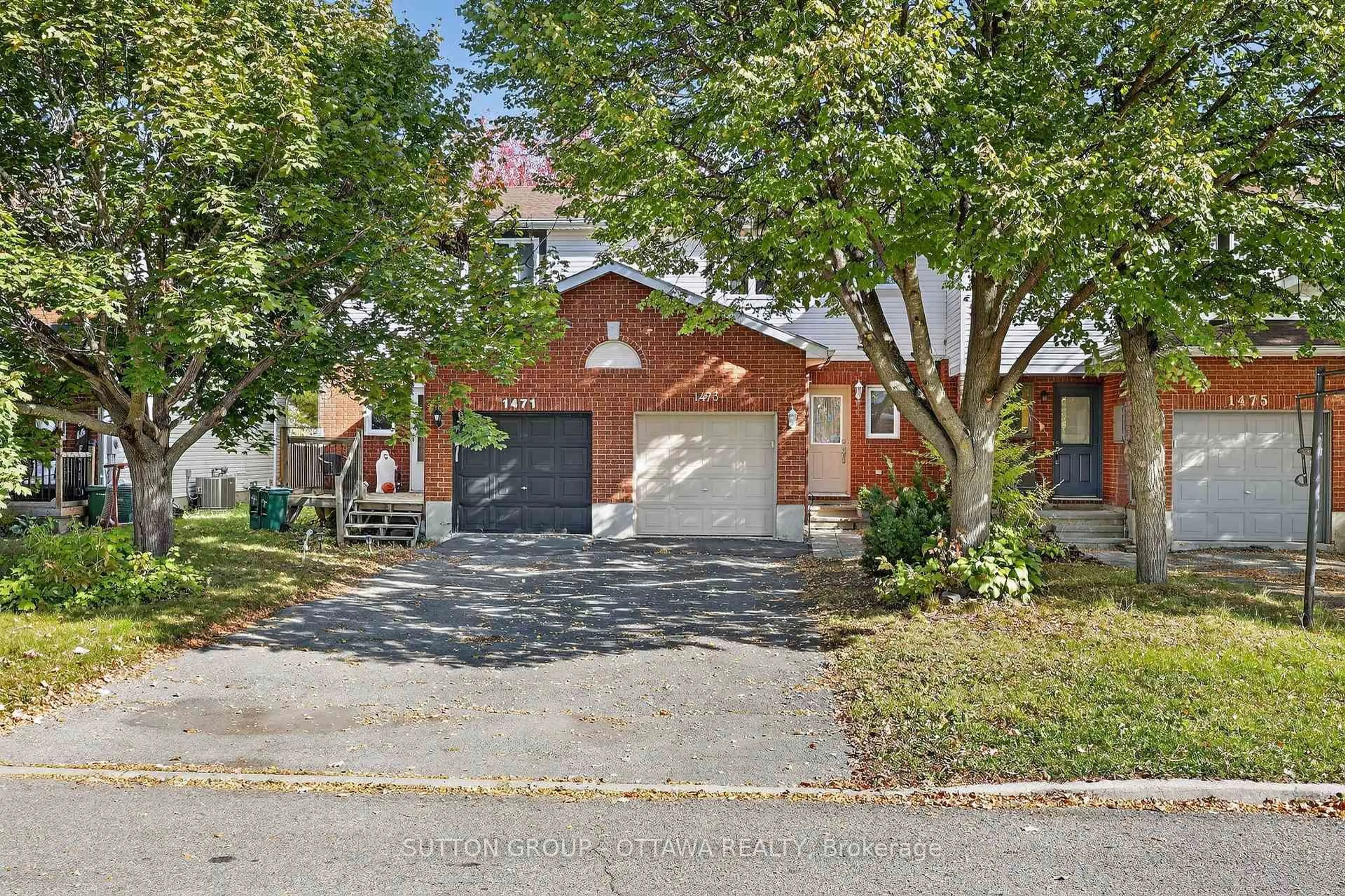 Home with brick exterior material, street for 1473 Launay Ave, Orleans Ontario K4A 3R9