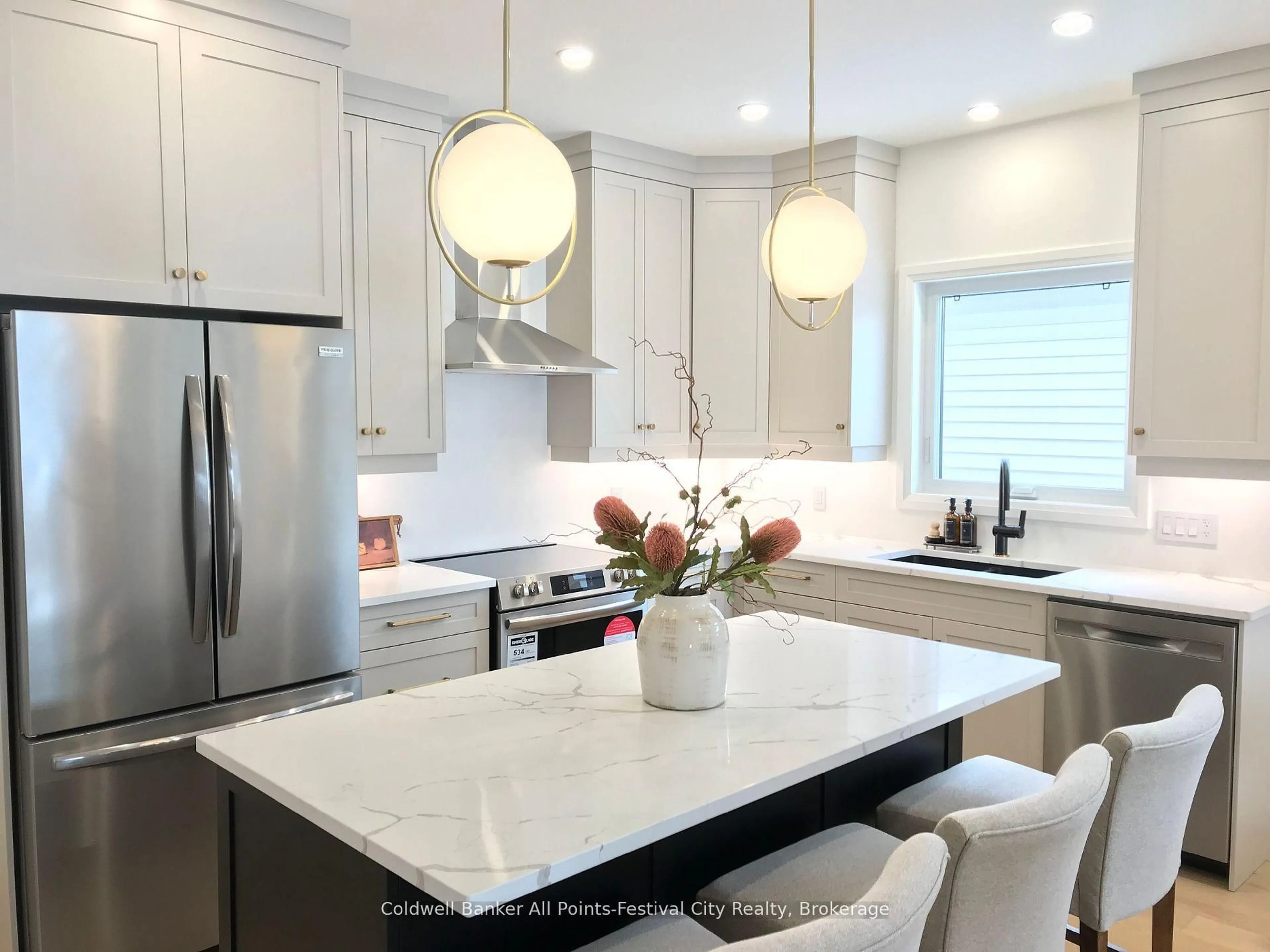 Contemporary kitchen, ceramic/tile floor for 169 Wimpole St, West Perth Ontario N0K 1N0