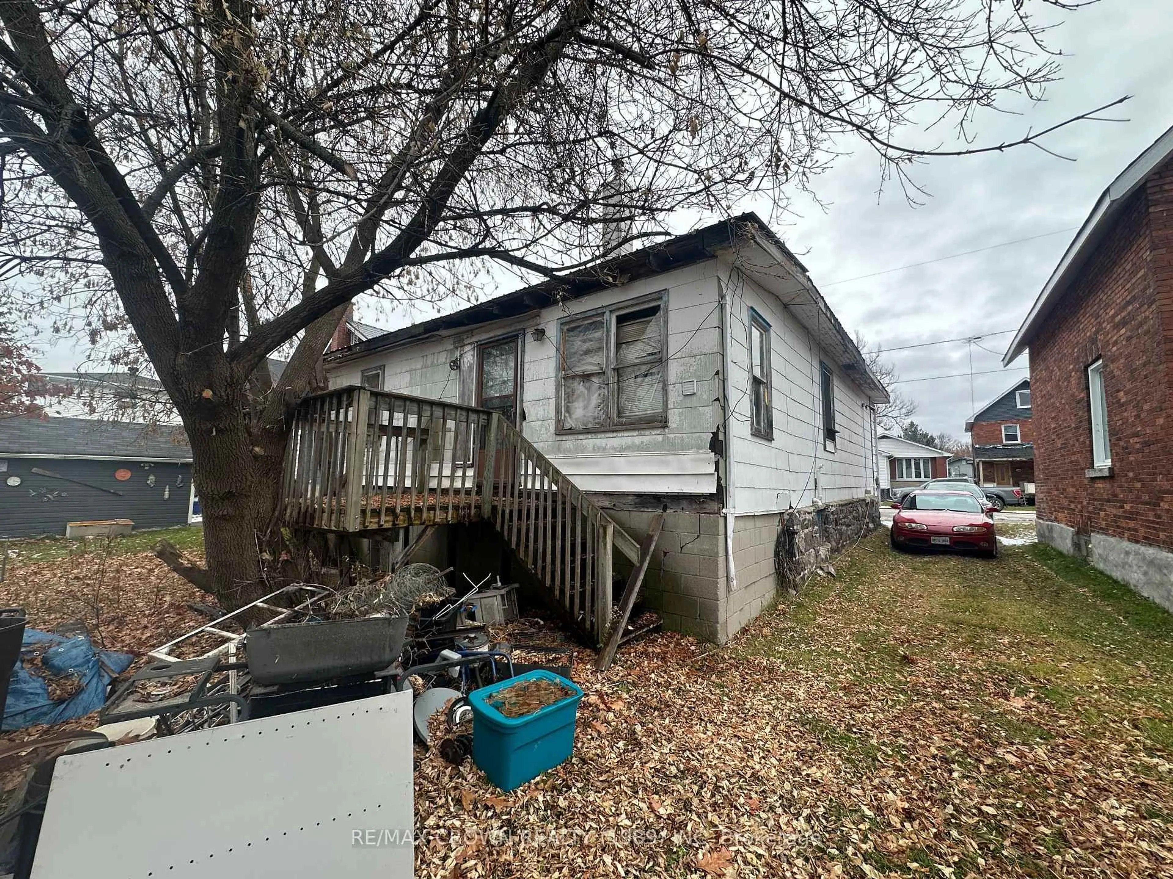 Unknown for 153 Sixth Ave, North Bay Ontario P1B 3P1