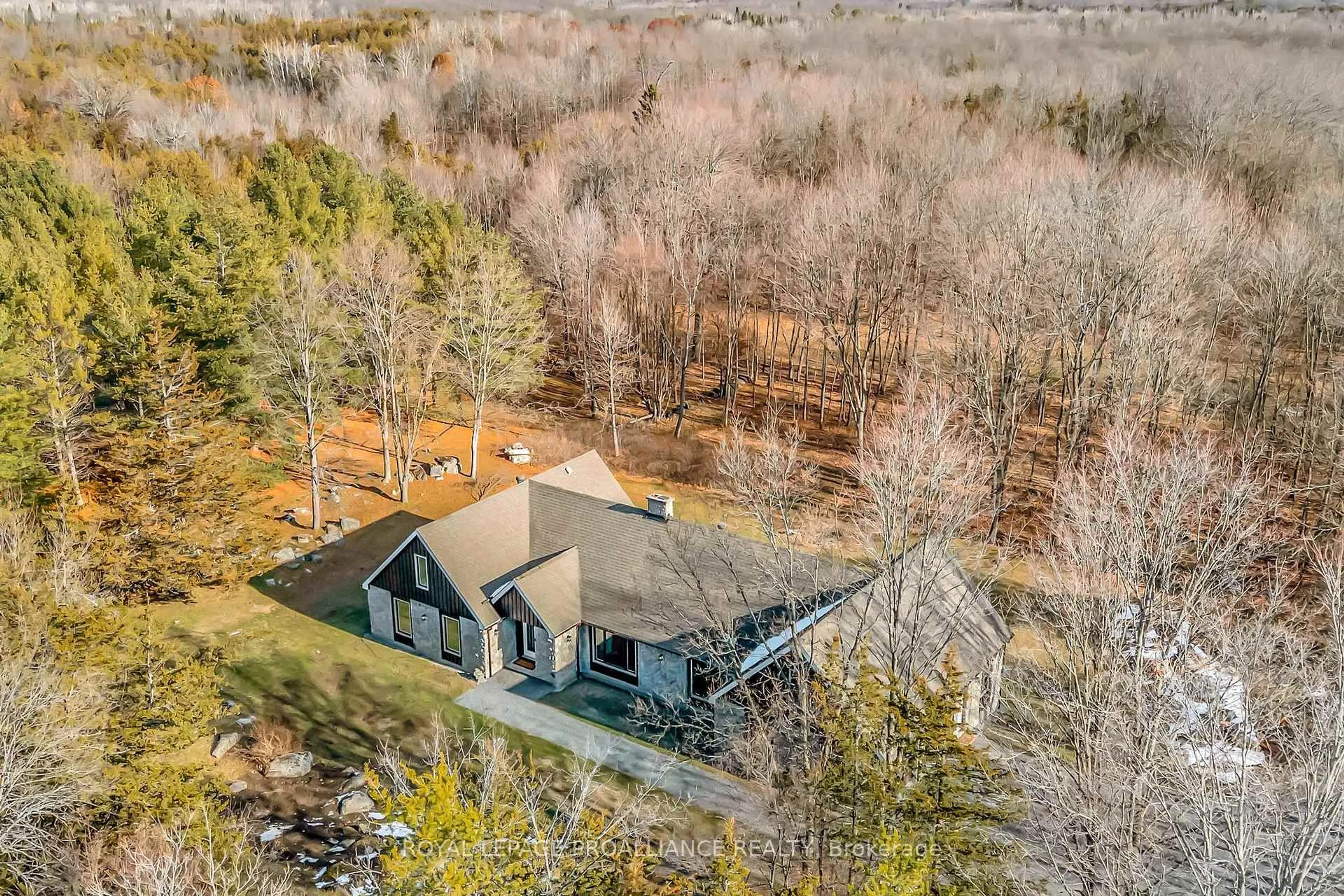A pic from outside/outdoor area/front of a property/back of a property/a pic from drone, water/lake/river/ocean view for 510 MONEYMORE Rd, Belleville Ontario K0K 2Y0