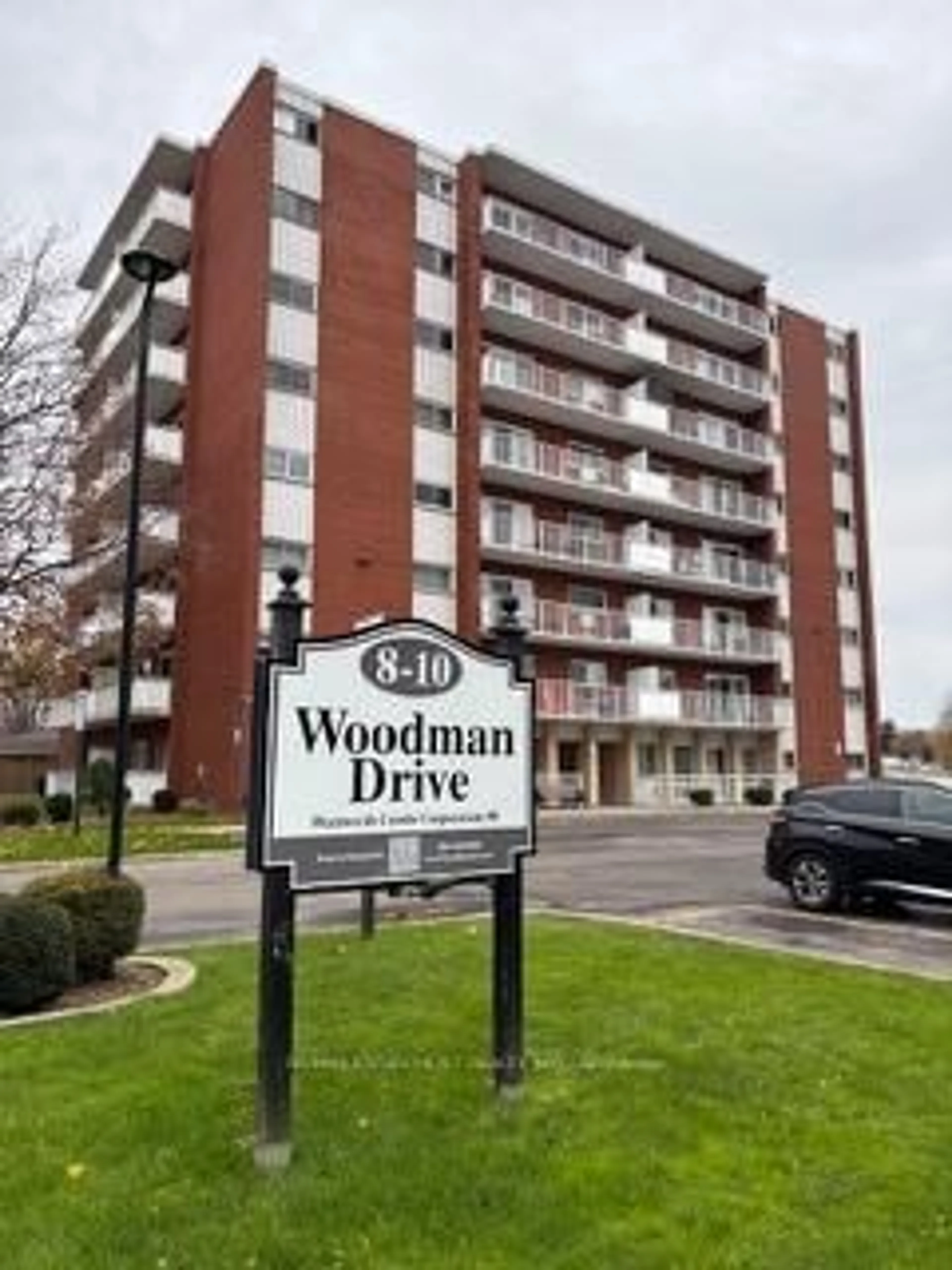 Unknown for 10 Woodman Dr #208, Hamilton Ontario L8K 4E1