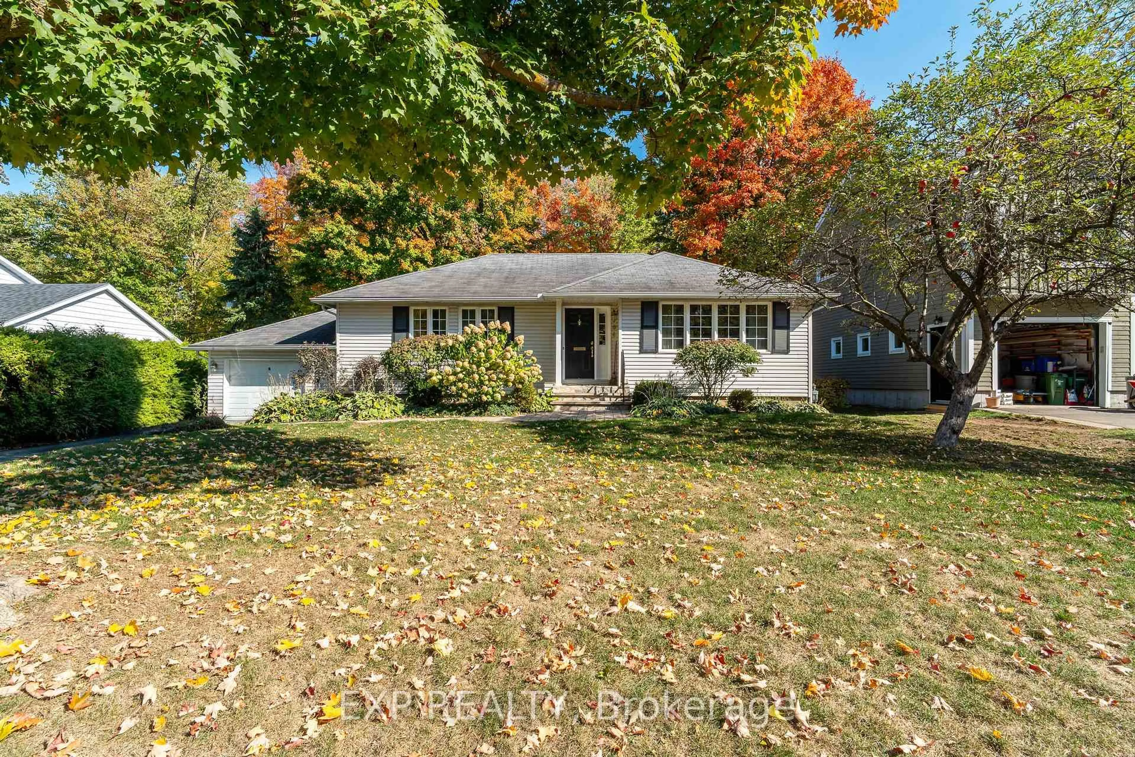 Unknown for 504 Thessaly Circ, Ottawa Ontario K1H 5W5