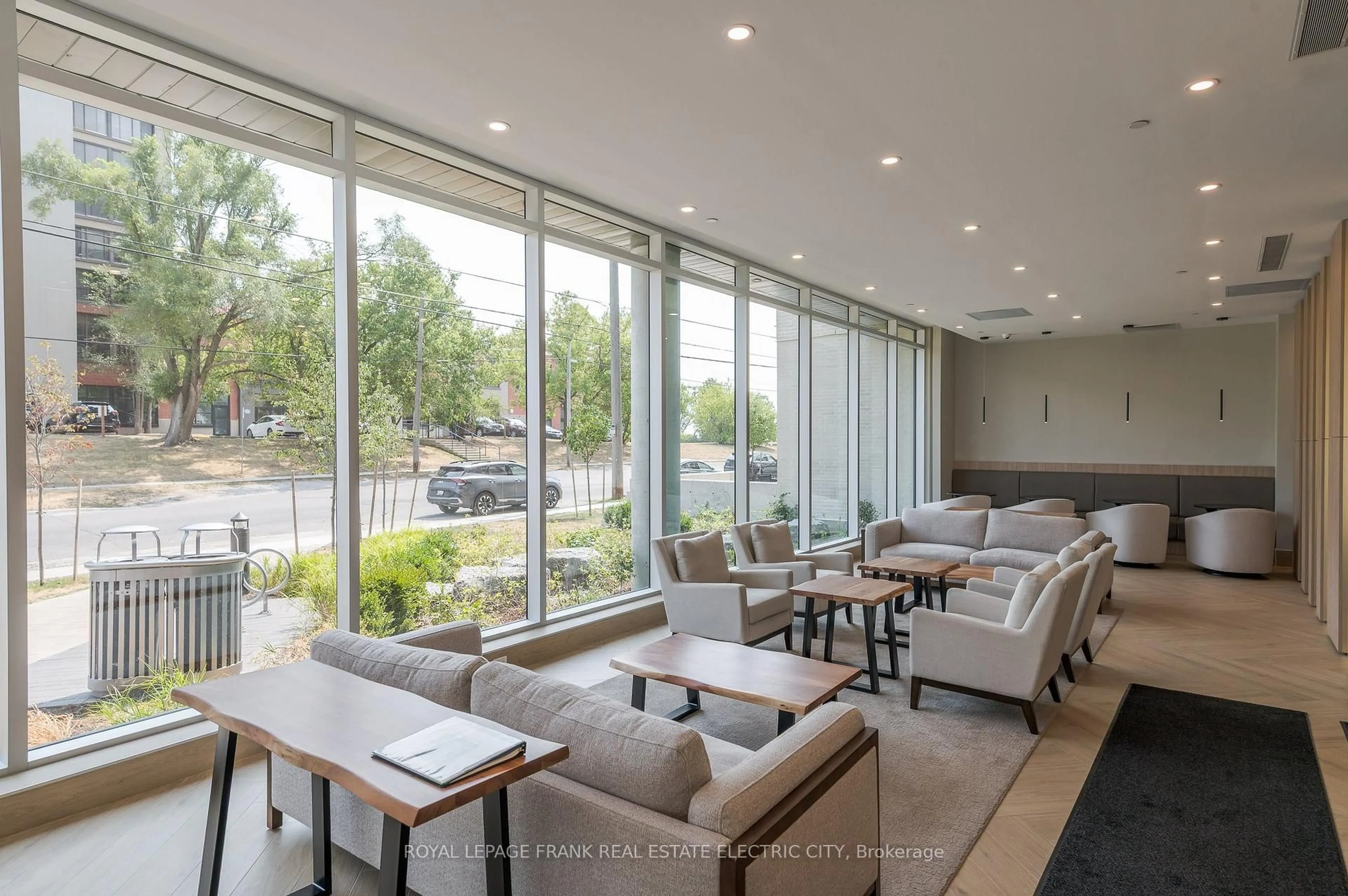 Patio, unknown for 195 Hunter St #502, Peterborough Ontario K9H 1G9