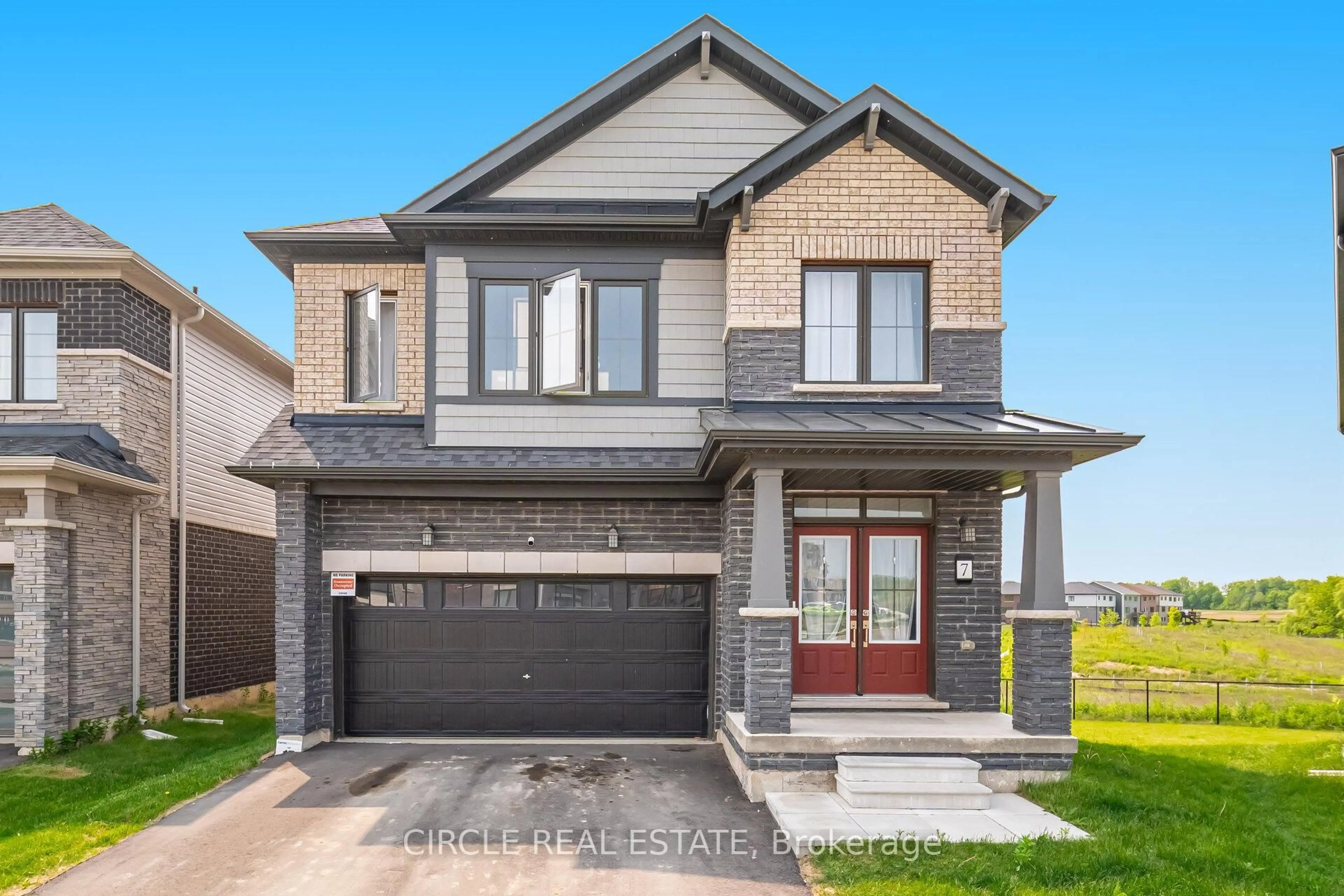 Home with brick exterior material, street for 7 Bee Cres, Brantford Ontario N3T 0V7