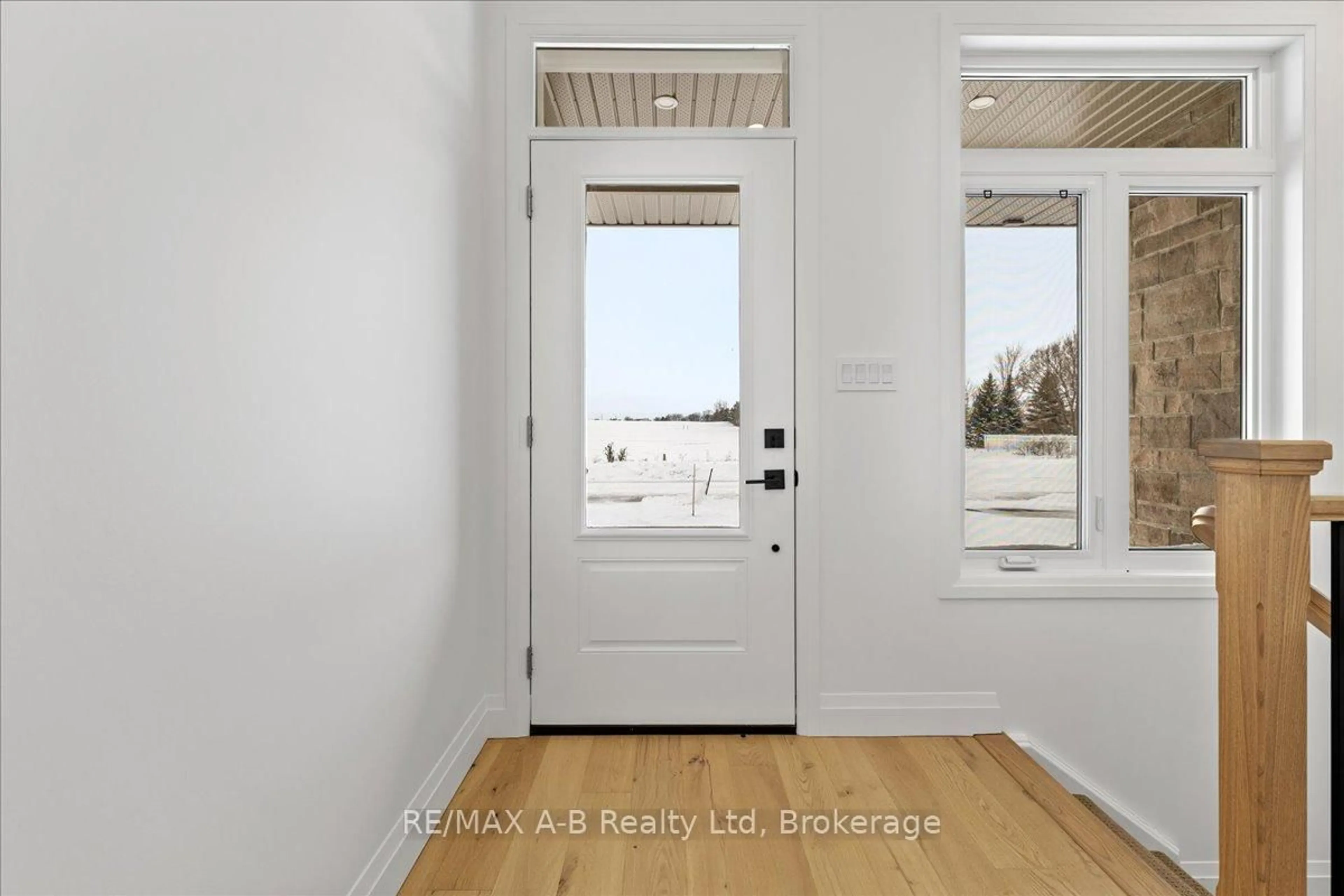 Indoor entryway for 163 Wimpole St, West Perth Ontario N0K 1N0