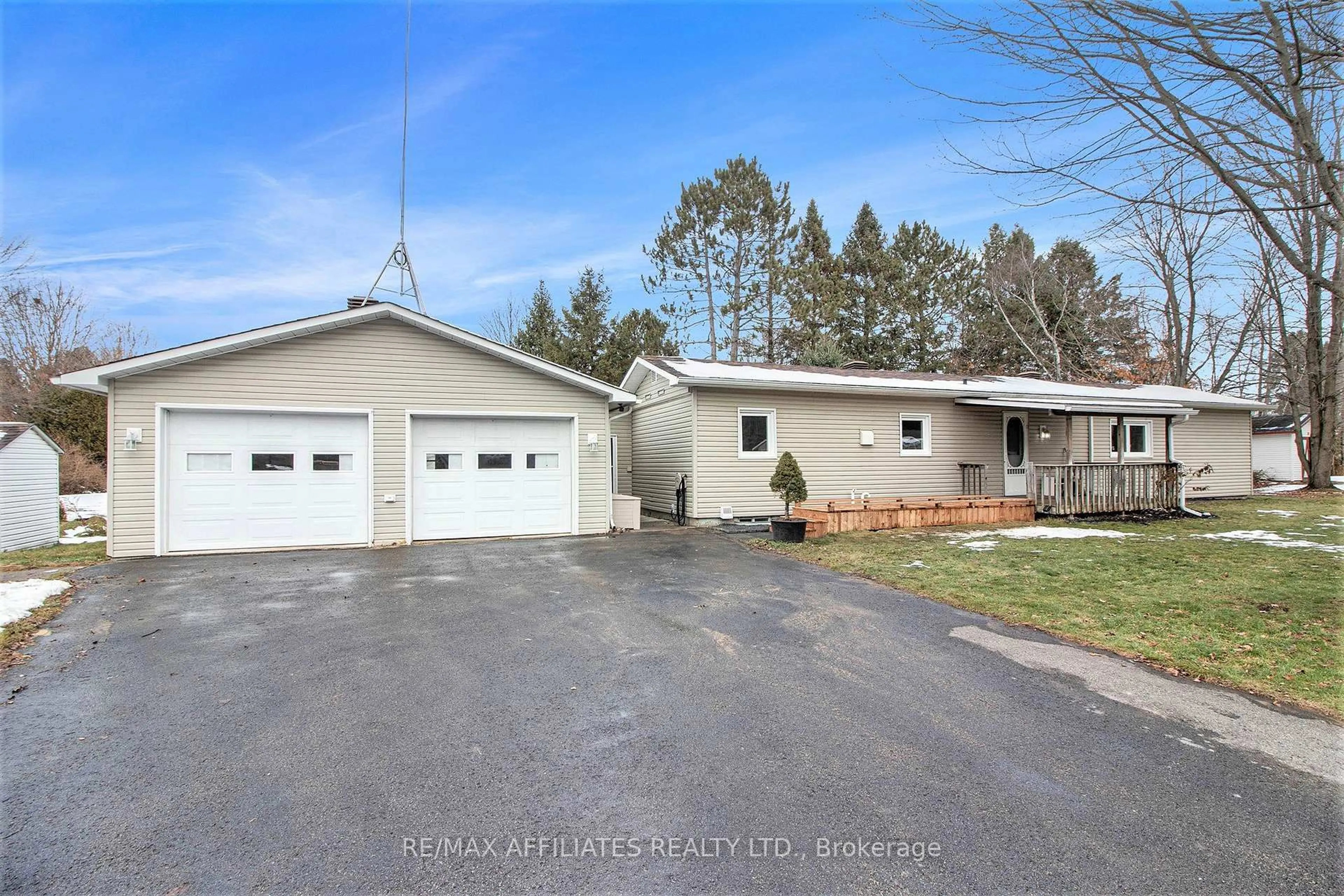 Unknown for 5620 Rockdale Rd #Unit 32, Vars Ontario K0A 3H0