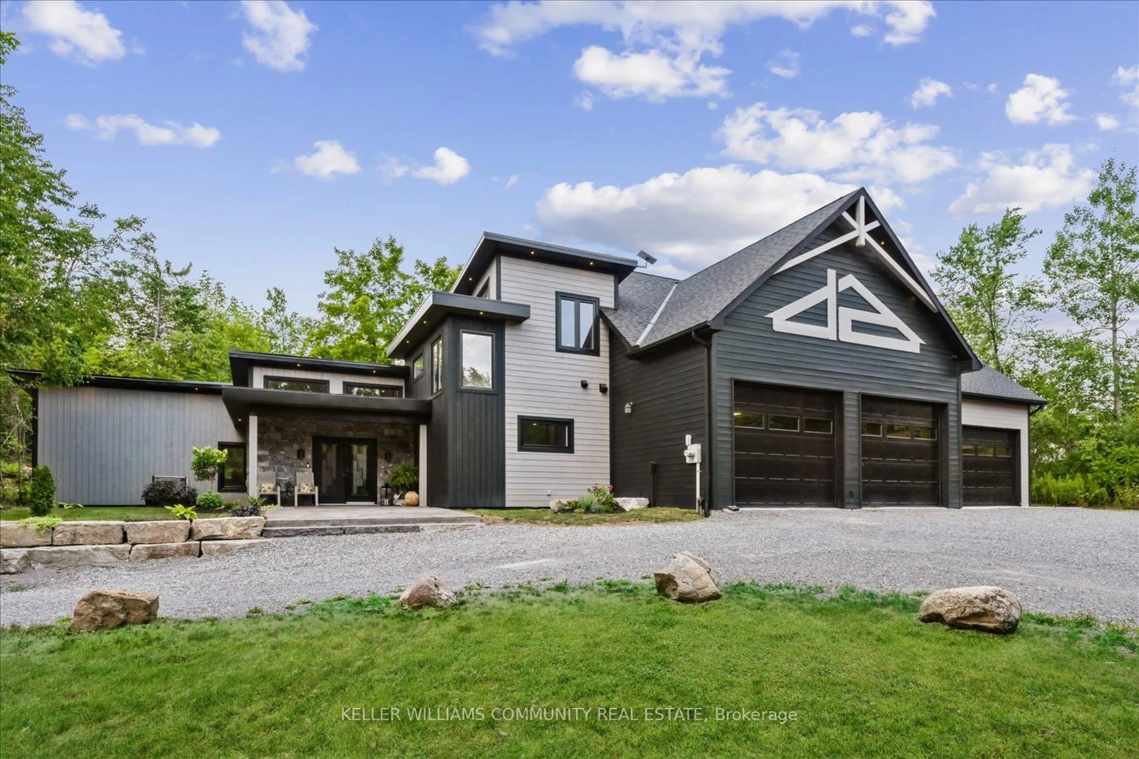 Home with brick exterior material, mountain view for 33 Laplantes Rd, Trent Lakes Ontario K0L 1J0