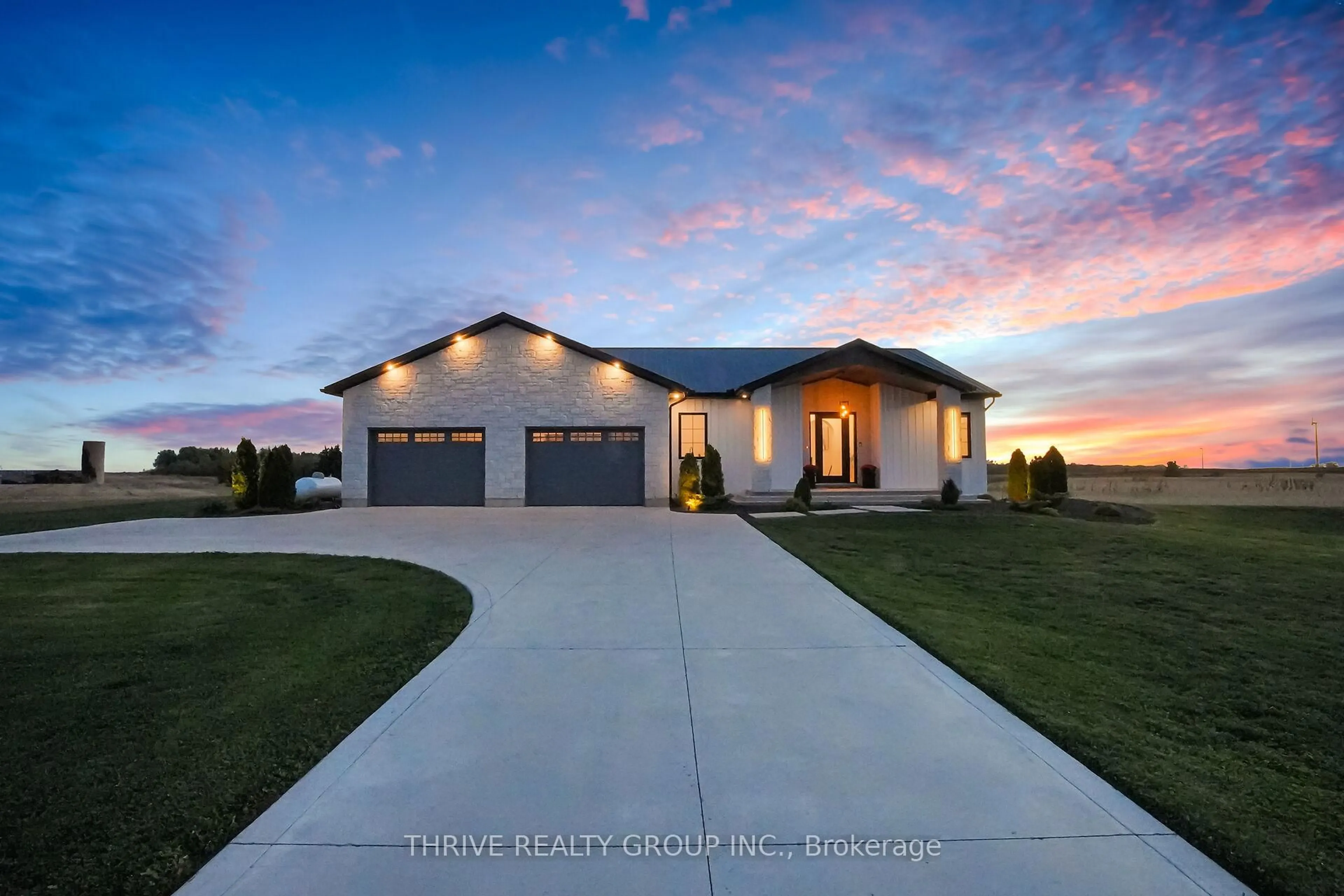 Unknown for 25451 Wood Rd, Adelaide Metcalfe Ontario N7G 3H6