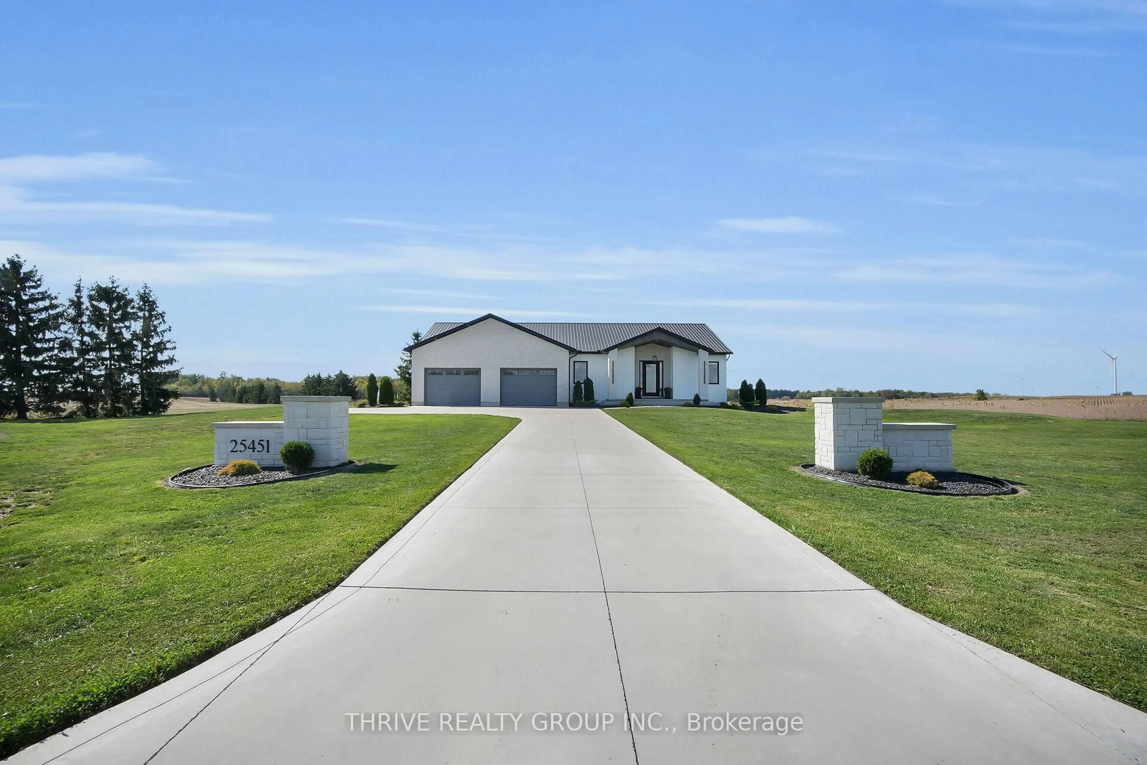 Unknown for 25451 Wood Rd, Adelaide Metcalfe Ontario N7G 3H6