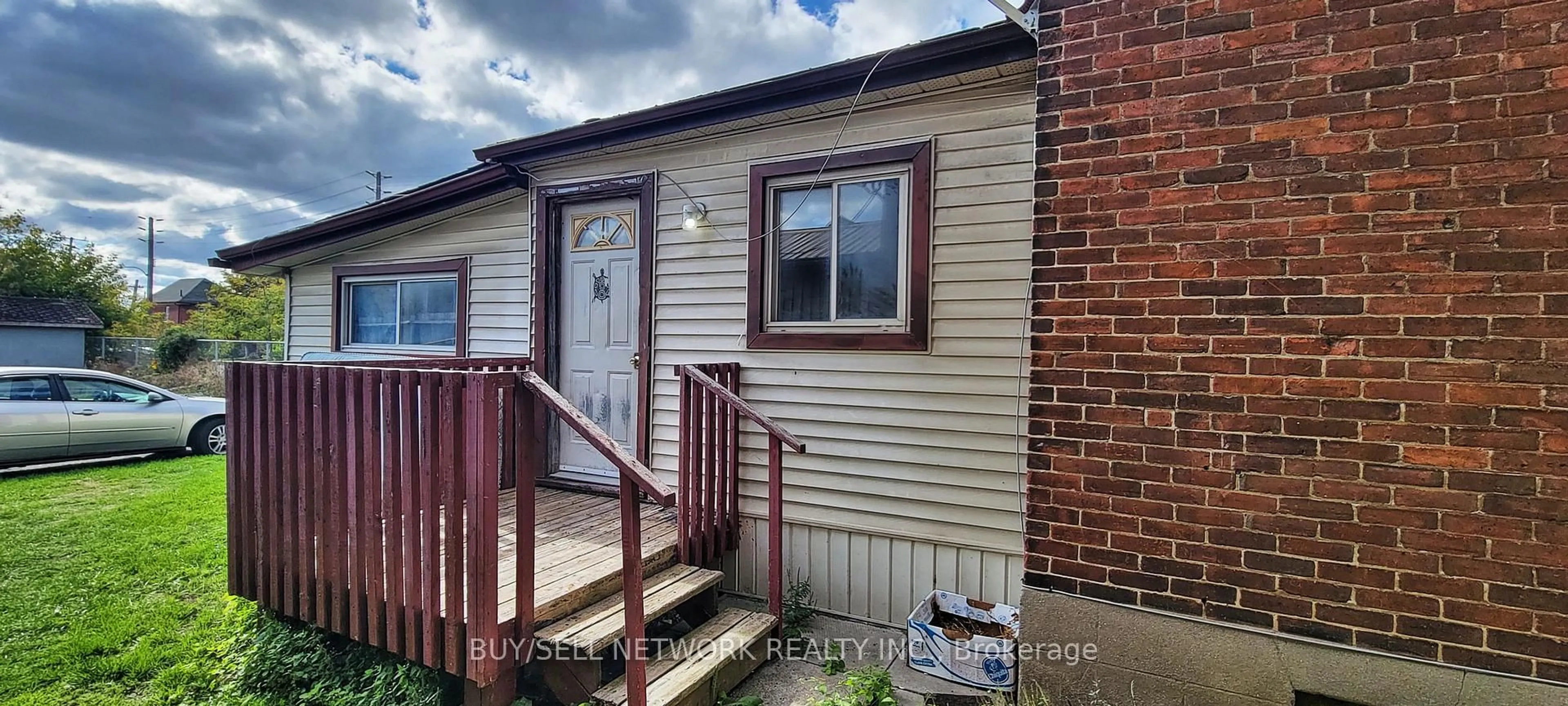 Unknown for 257 Dalhousie St, Peterborough Ontario K9J 2M3