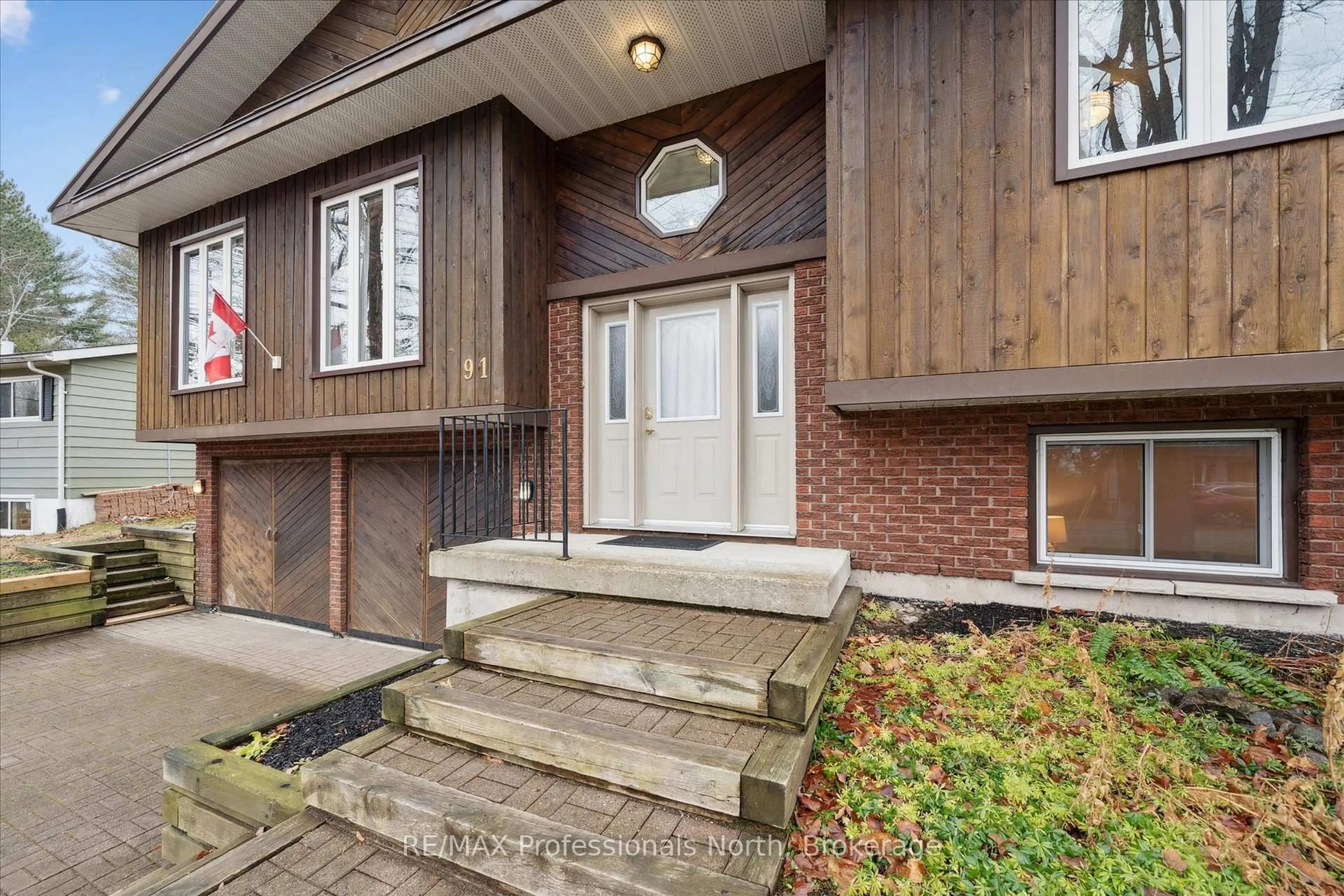 Unknown for 91 Hubbel Cres, Huntsville Ontario P1H 1S6