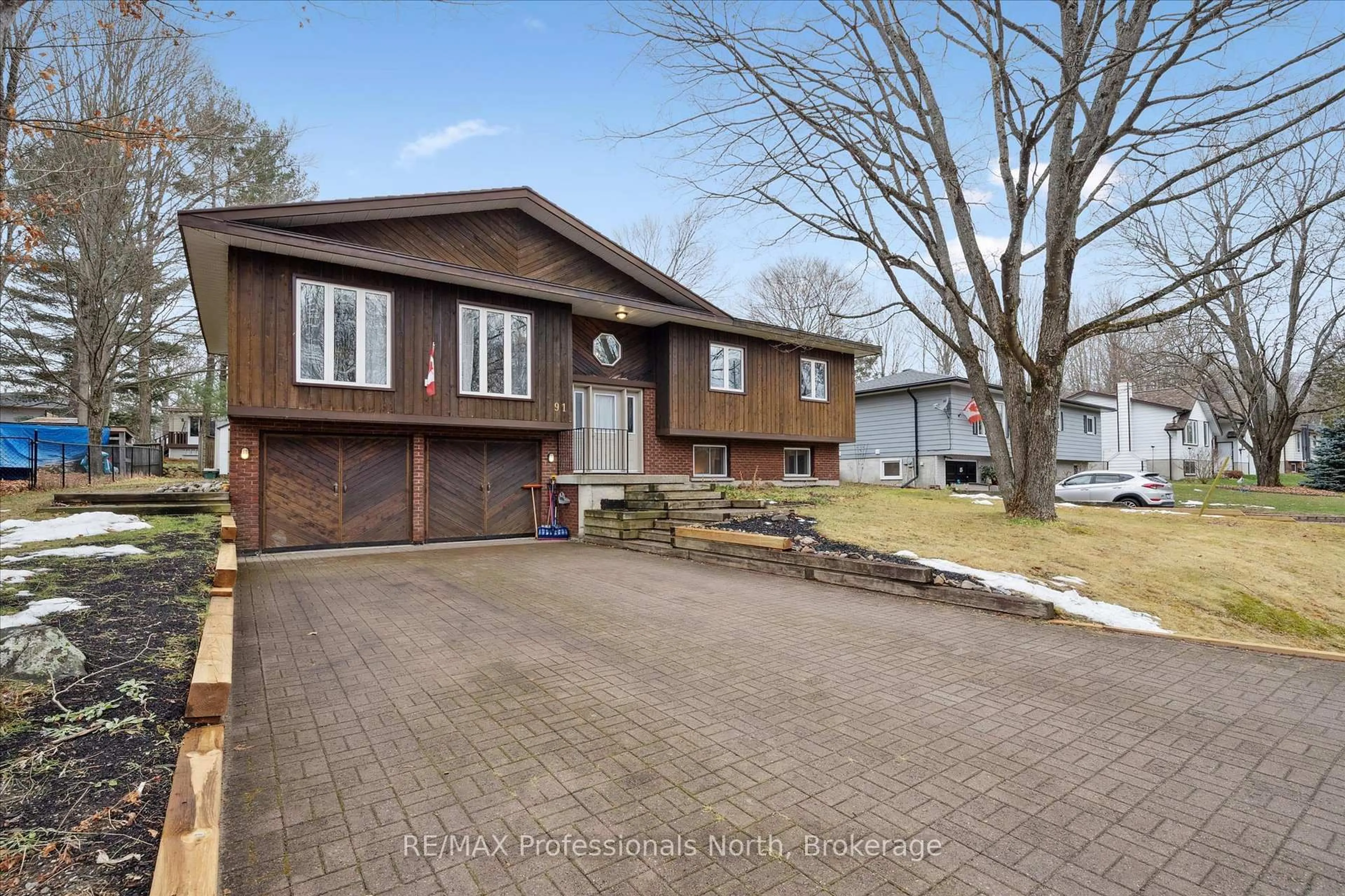 Unknown for 91 Hubbel Cres, Huntsville Ontario P1H 1S6