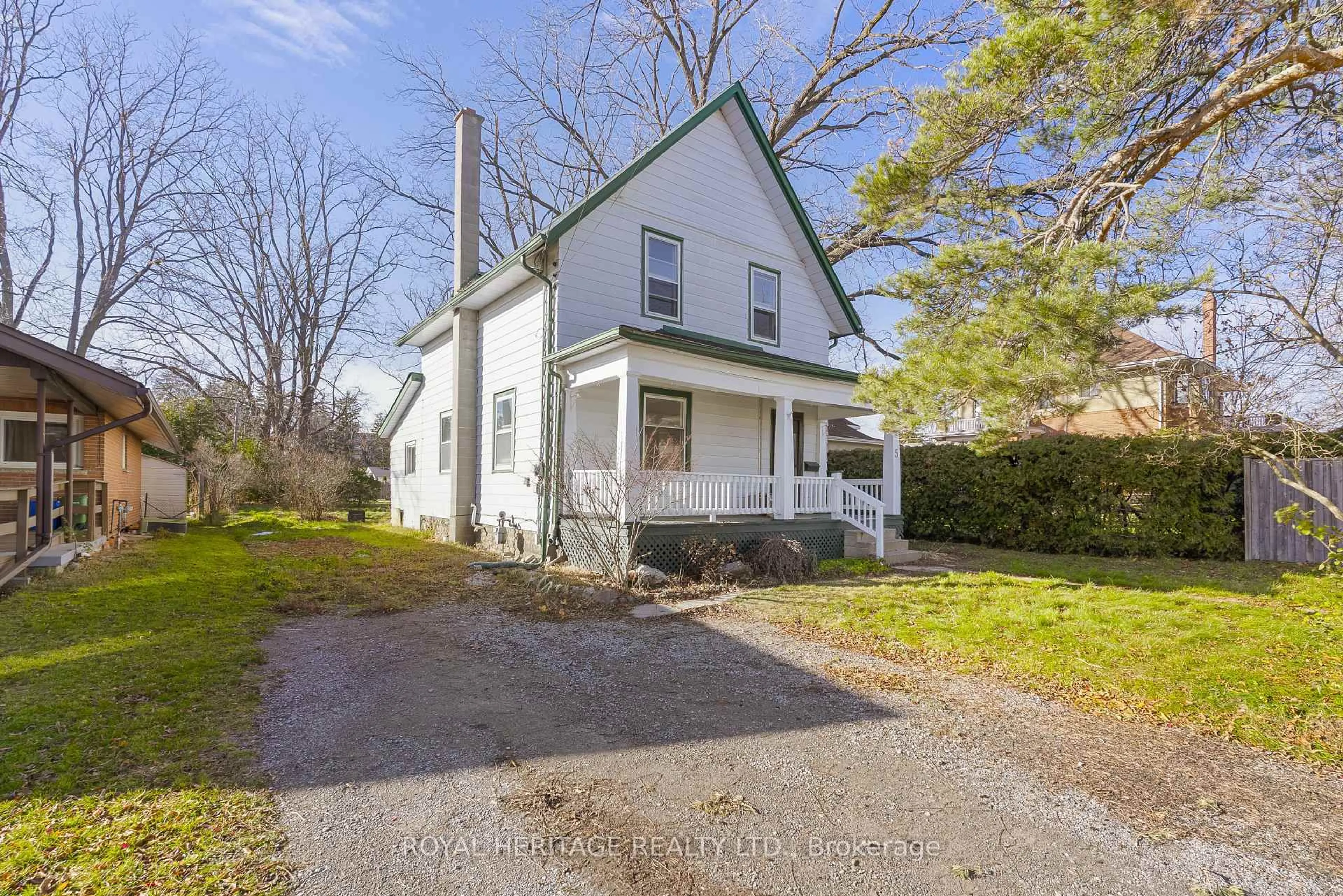 A pic from outside/outdoor area/front of a property/back of a property/a pic from drone, street for 5 Adelaide St, Kawartha Lakes Ontario K9V 3J3